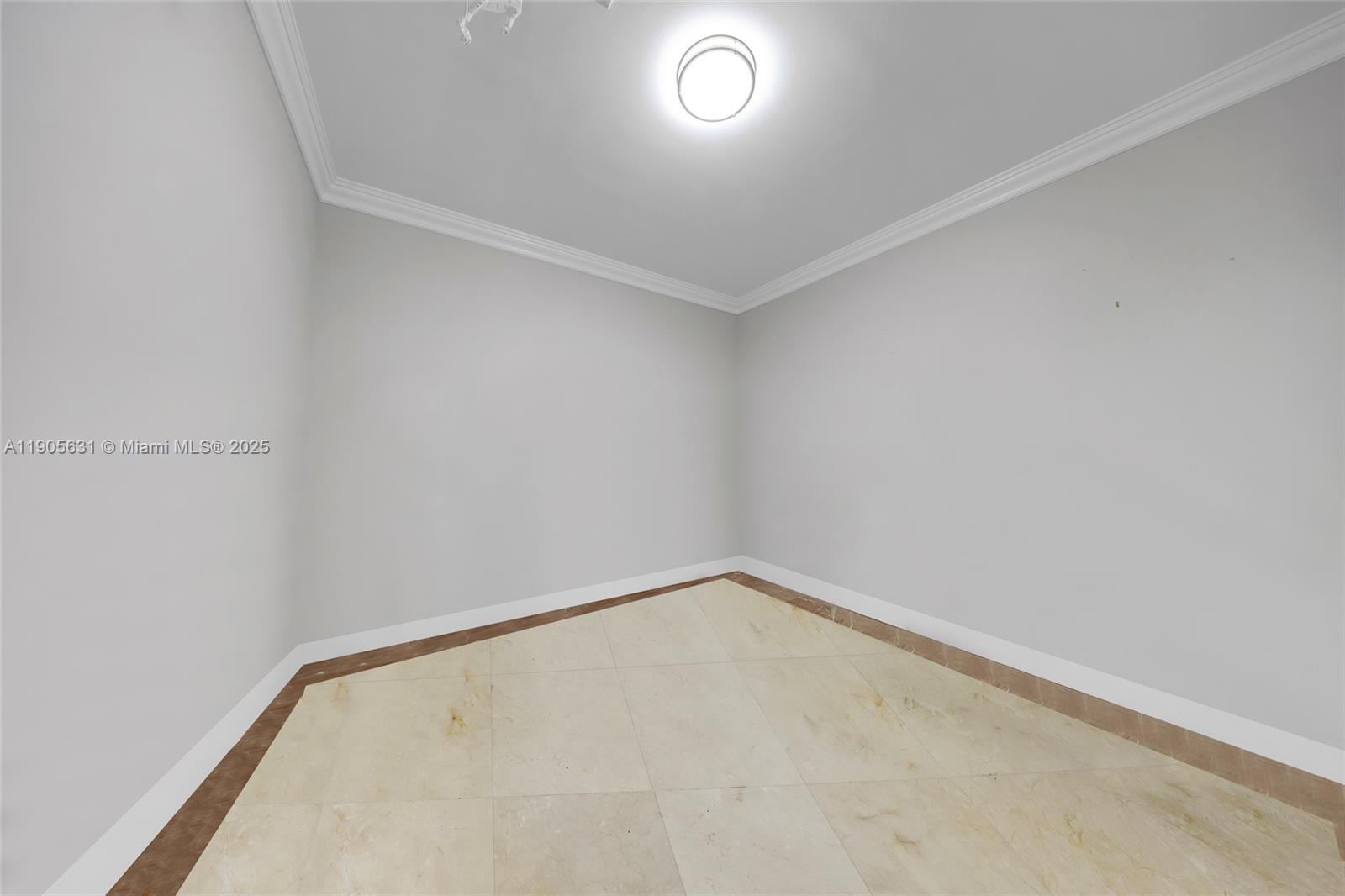 7901 Hispanola Ave # 608