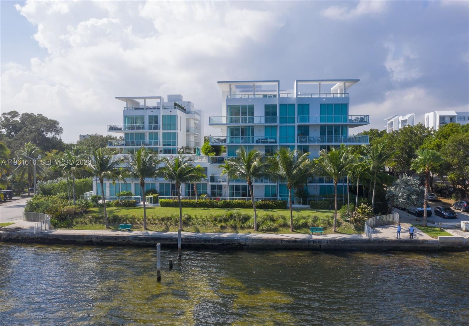 720 NE 62nd St # 313