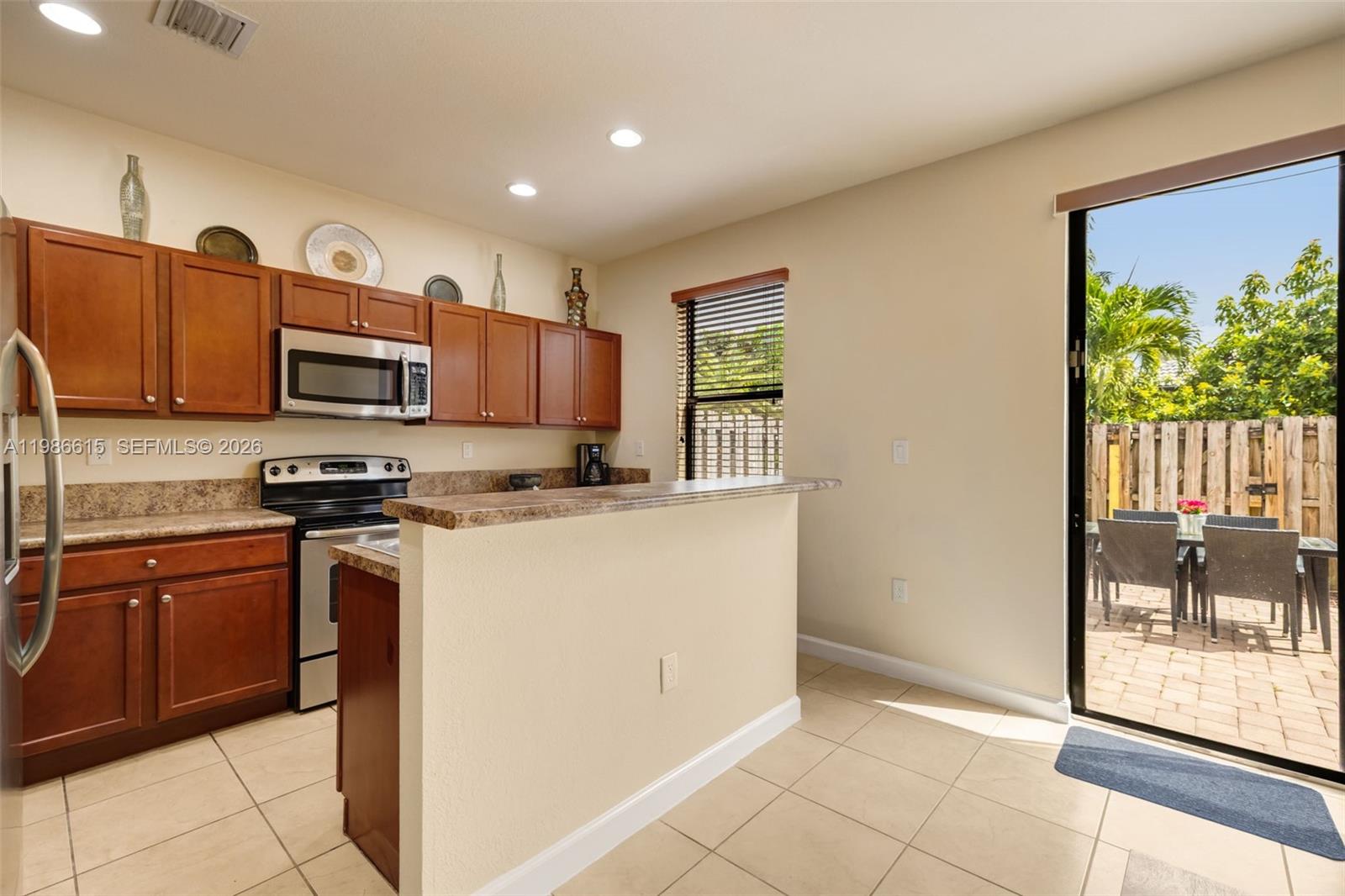 4233 SW 164th Ct