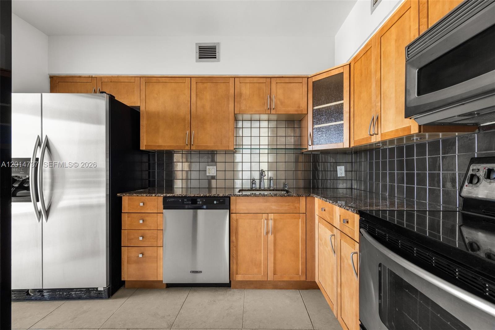900 Bay Dr Unit: 1005 + Dock DS14
