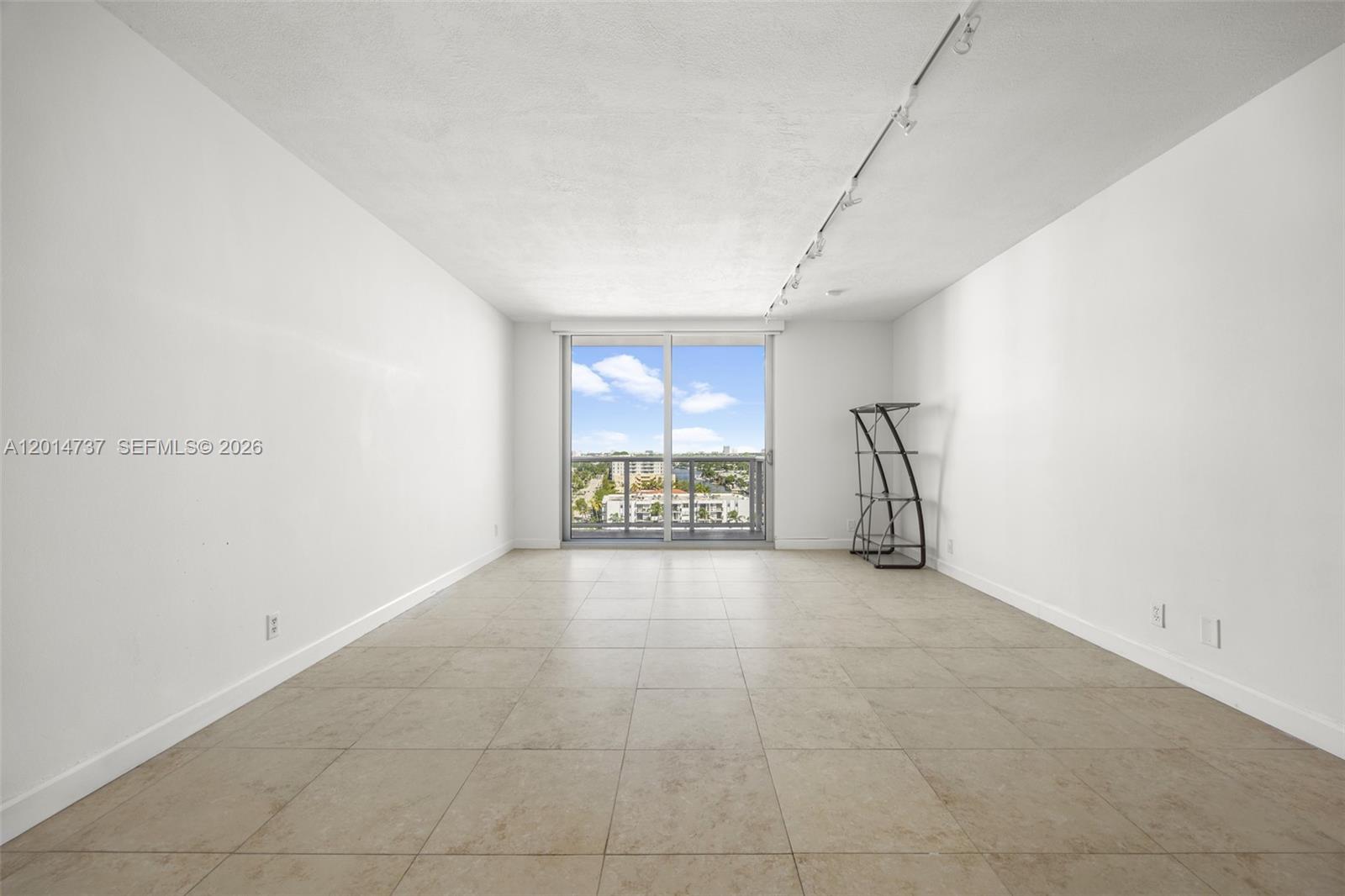 900 Bay Dr Unit: 1005 + Dock DS14