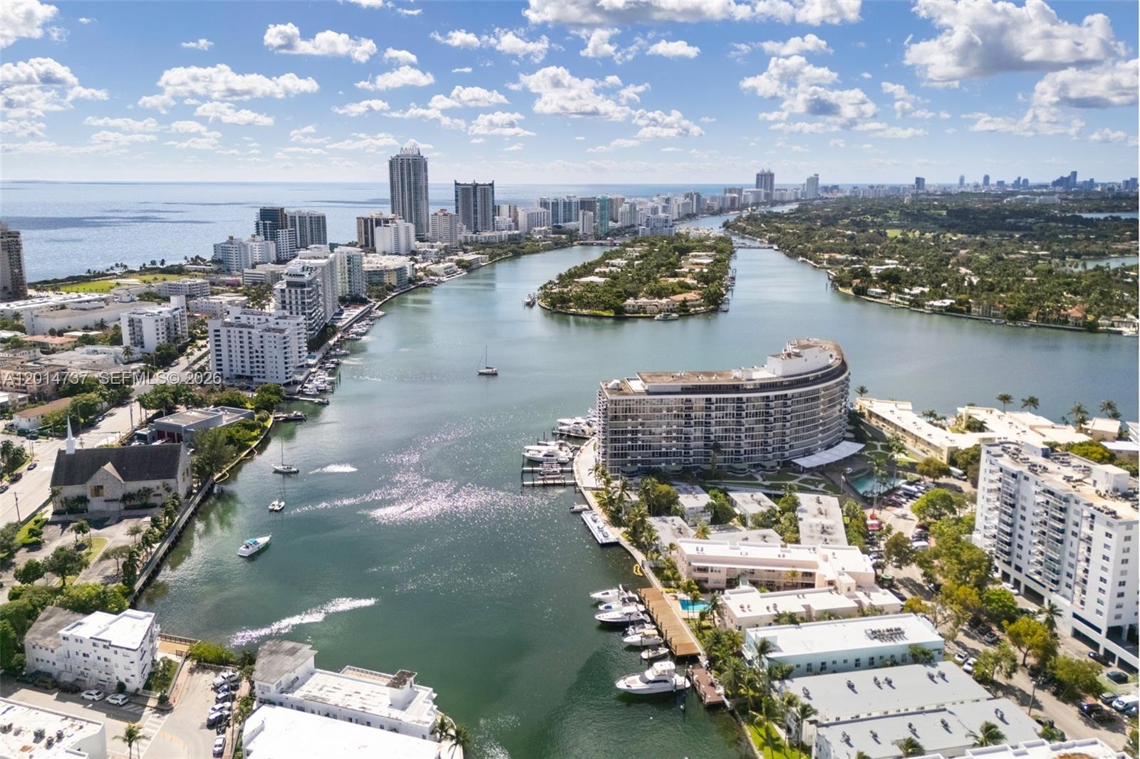 900 Bay Dr Unit: 1005 + Dock DS14