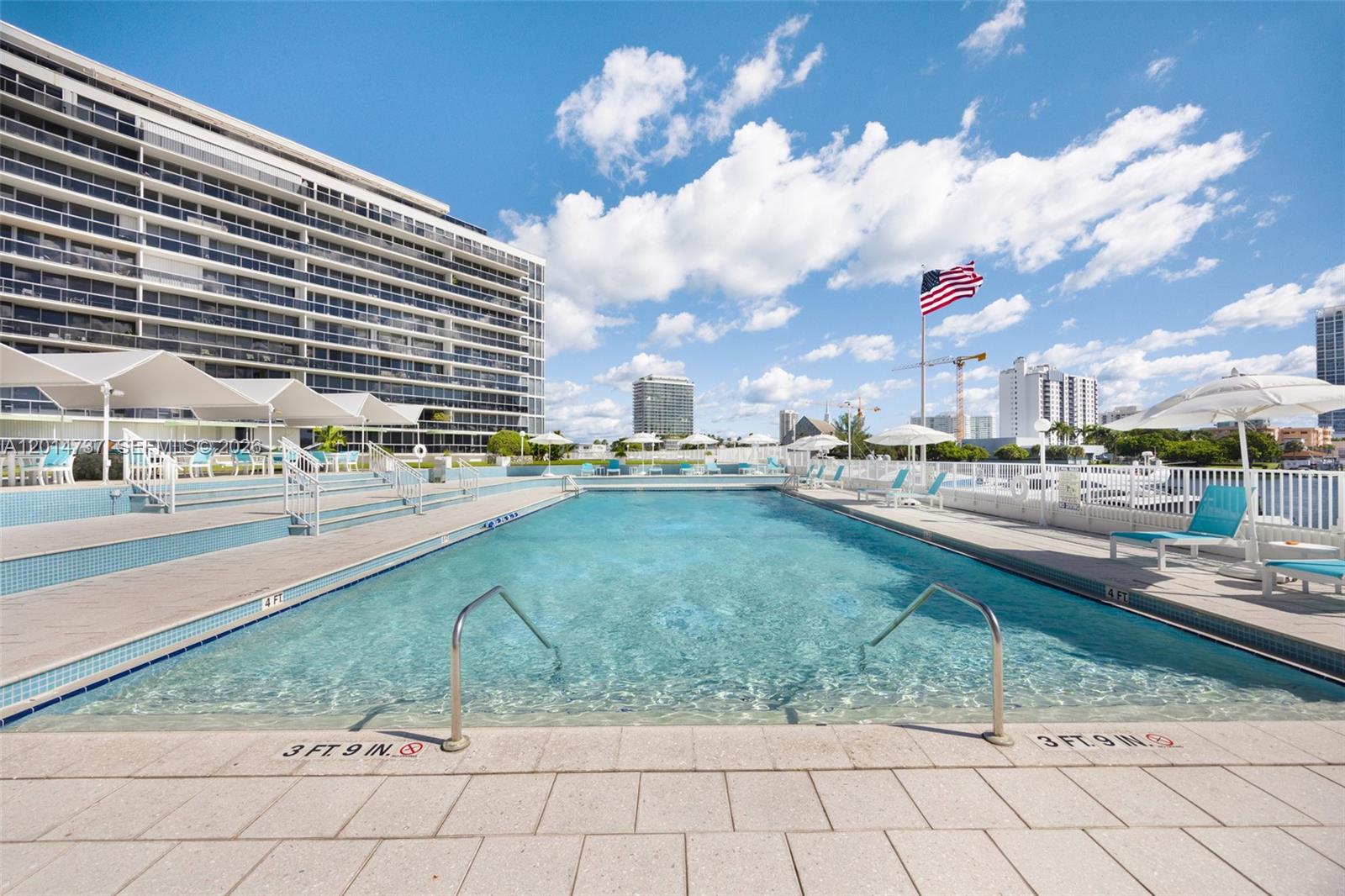 900 Bay Dr Unit: 1005 + Dock DS14
