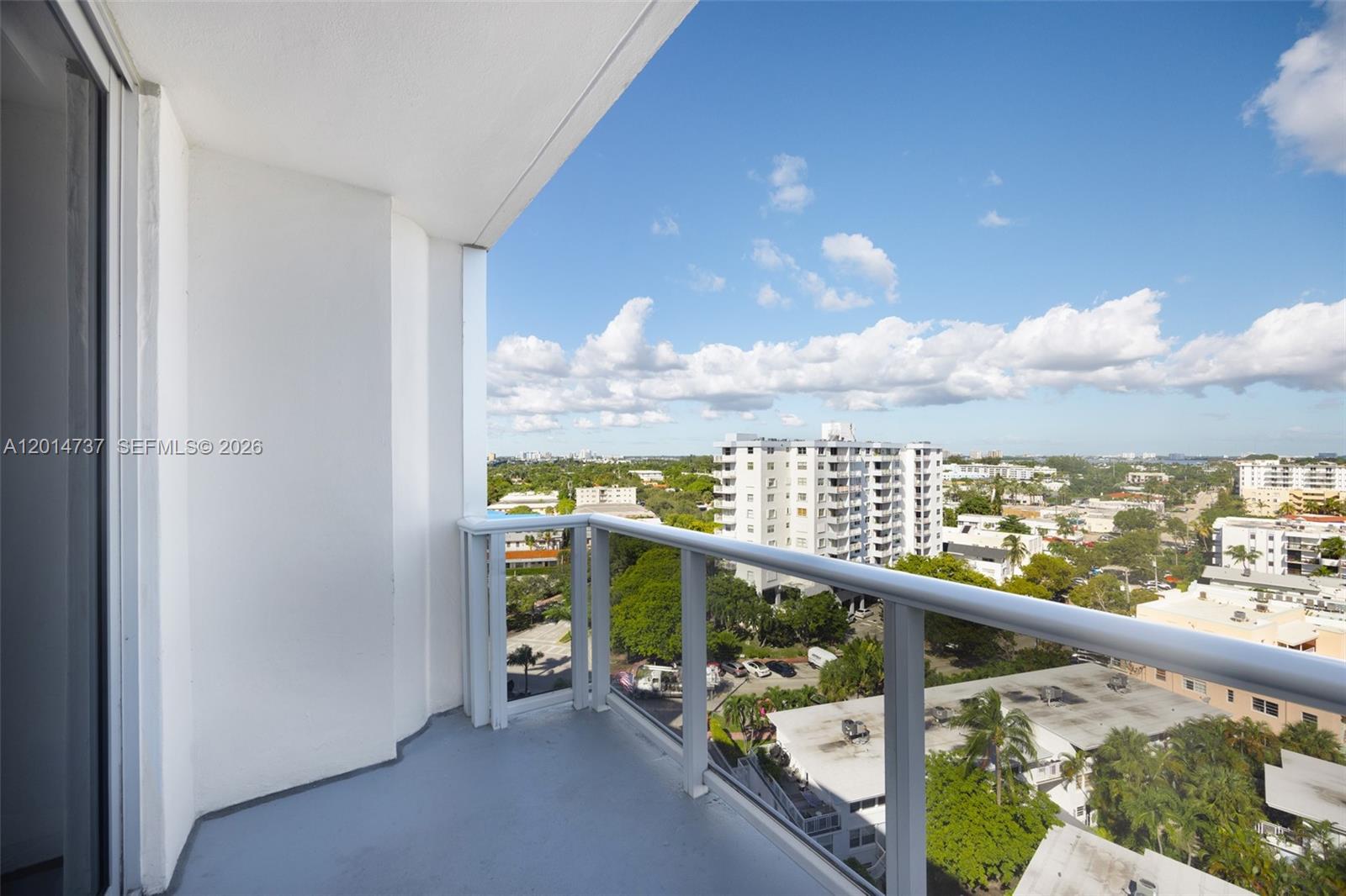 900 Bay Dr Unit: 1005 + Dock DS14