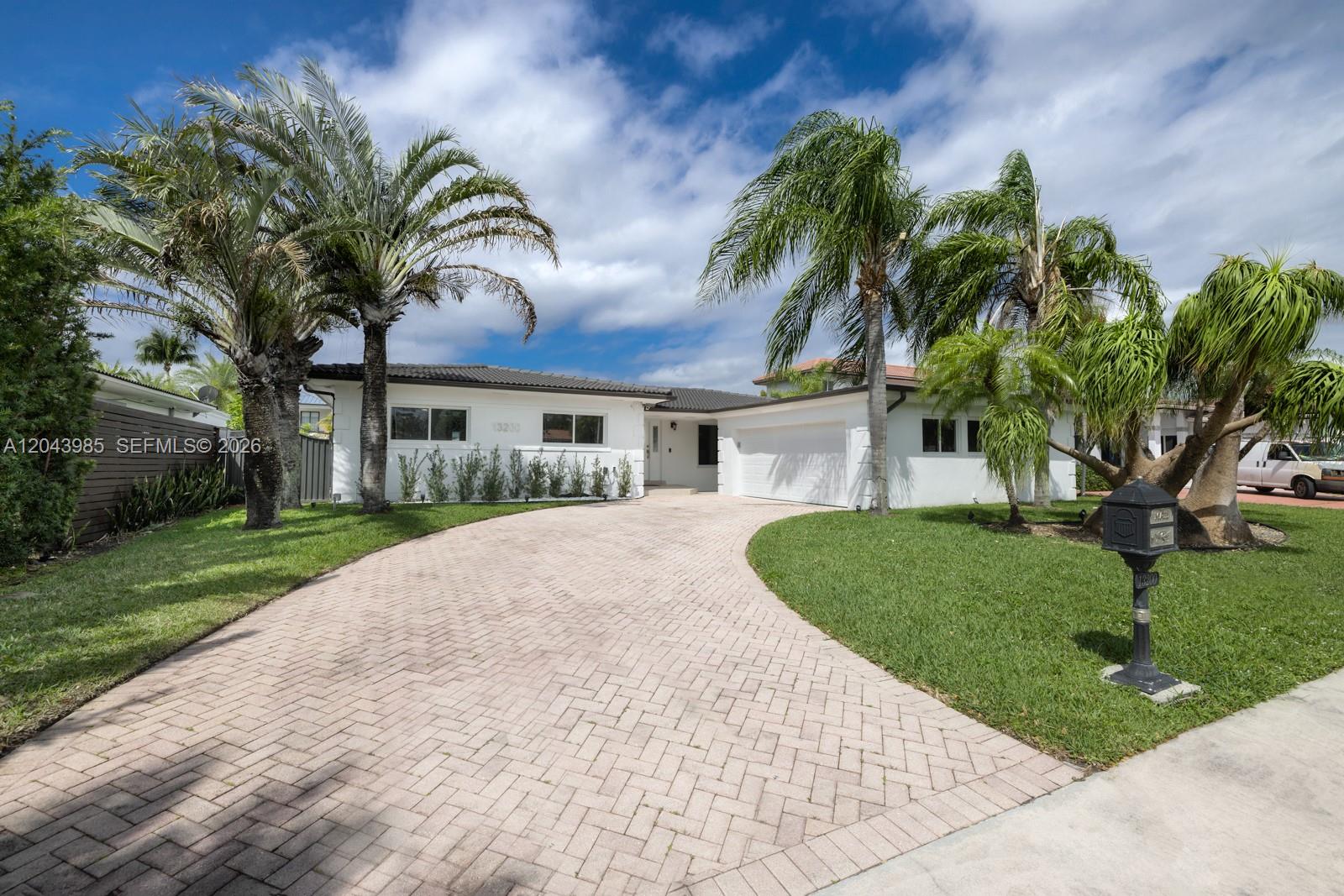 13200 Ortega Ln