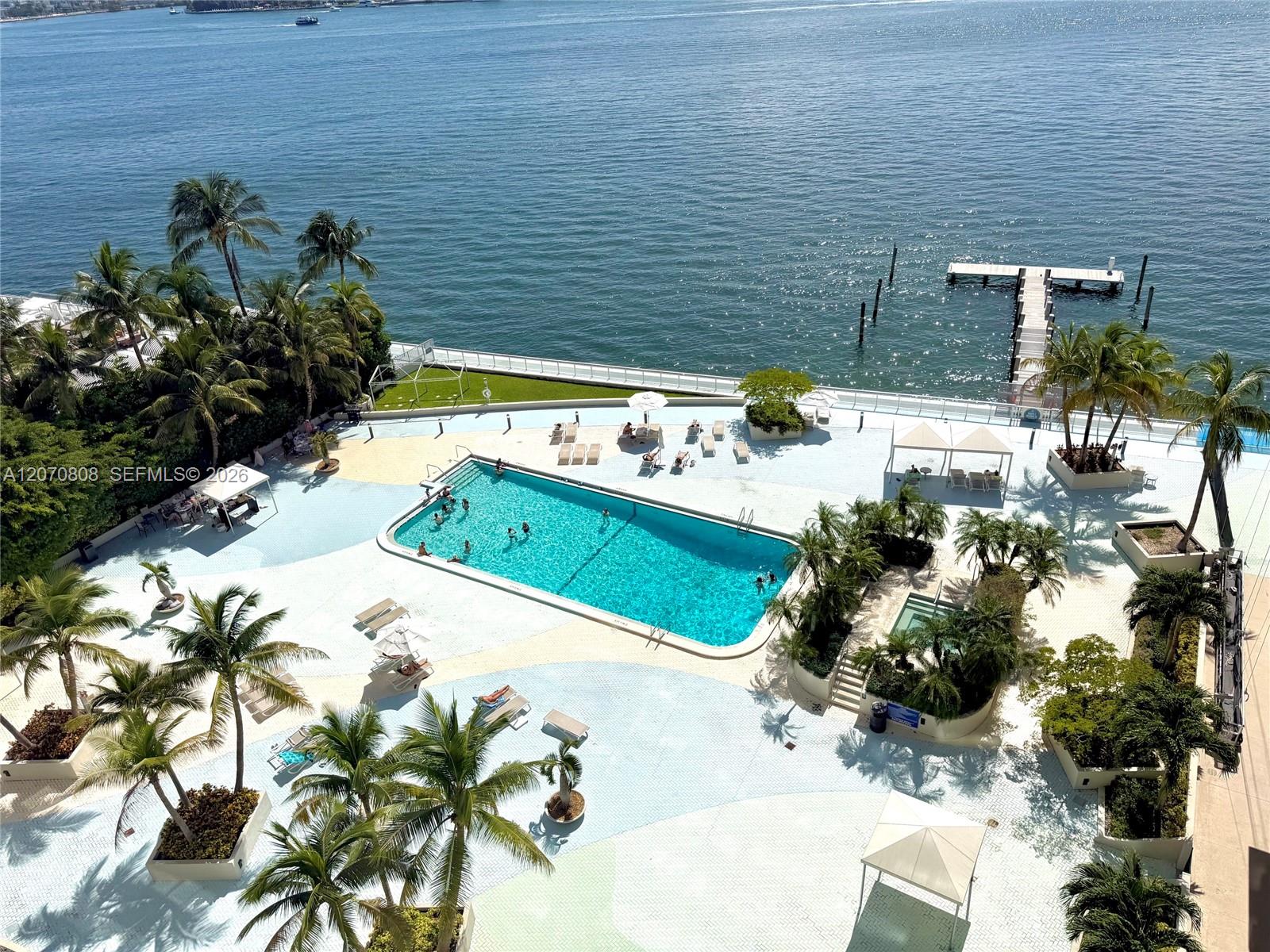 1200 West Ave # 1002