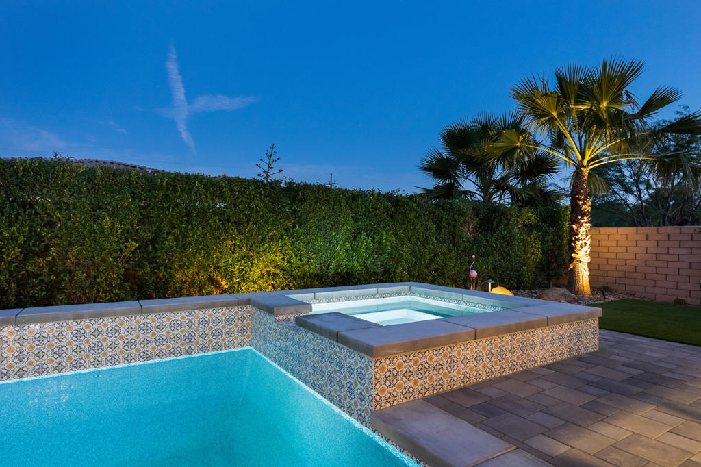 52900 Jalisco Street