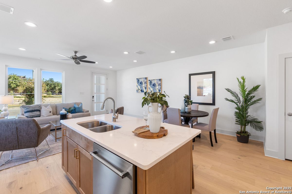 514 McMonigal Pl