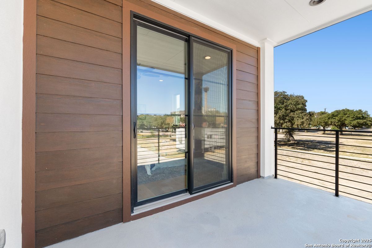 514 McMonigal Pl