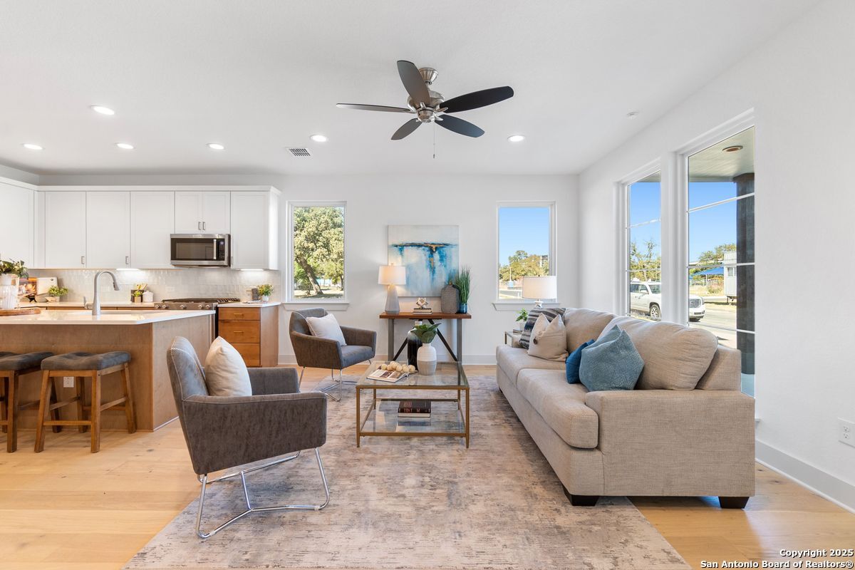 514 McMonigal Pl