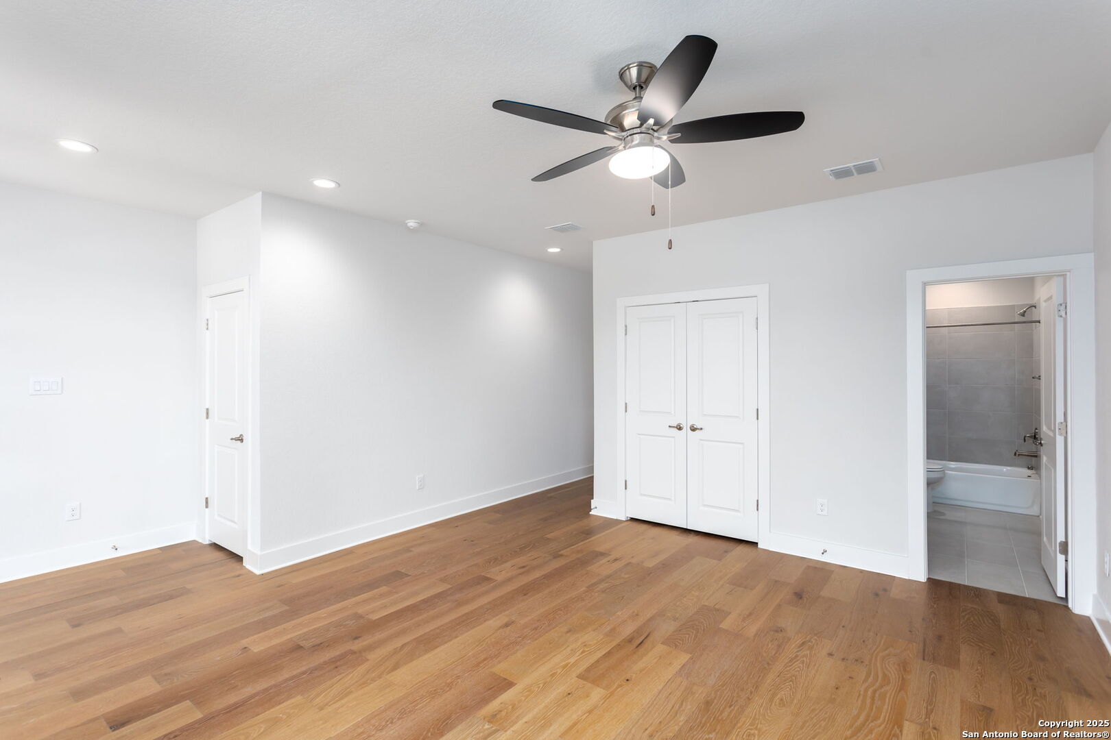 518 MCMONIGAL PL