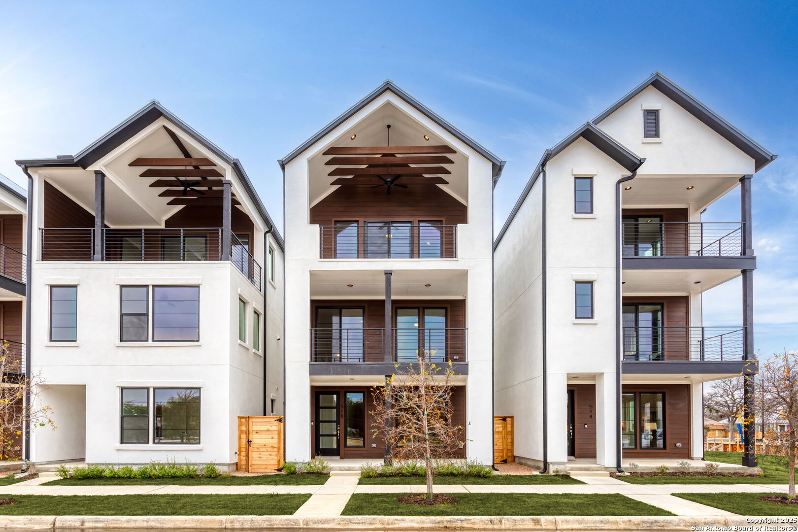 518 MCMONIGAL PL