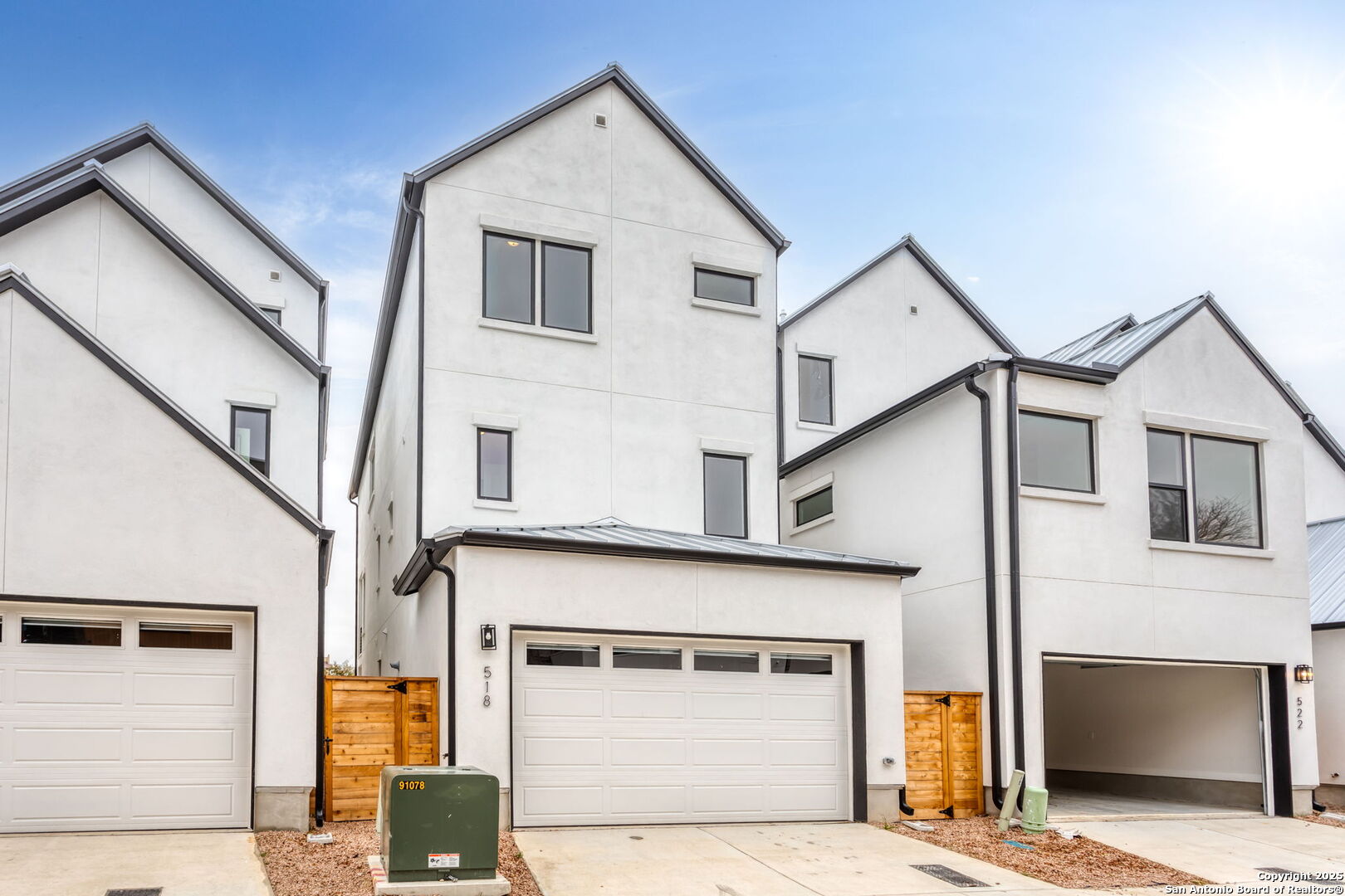 518 MCMONIGAL PL