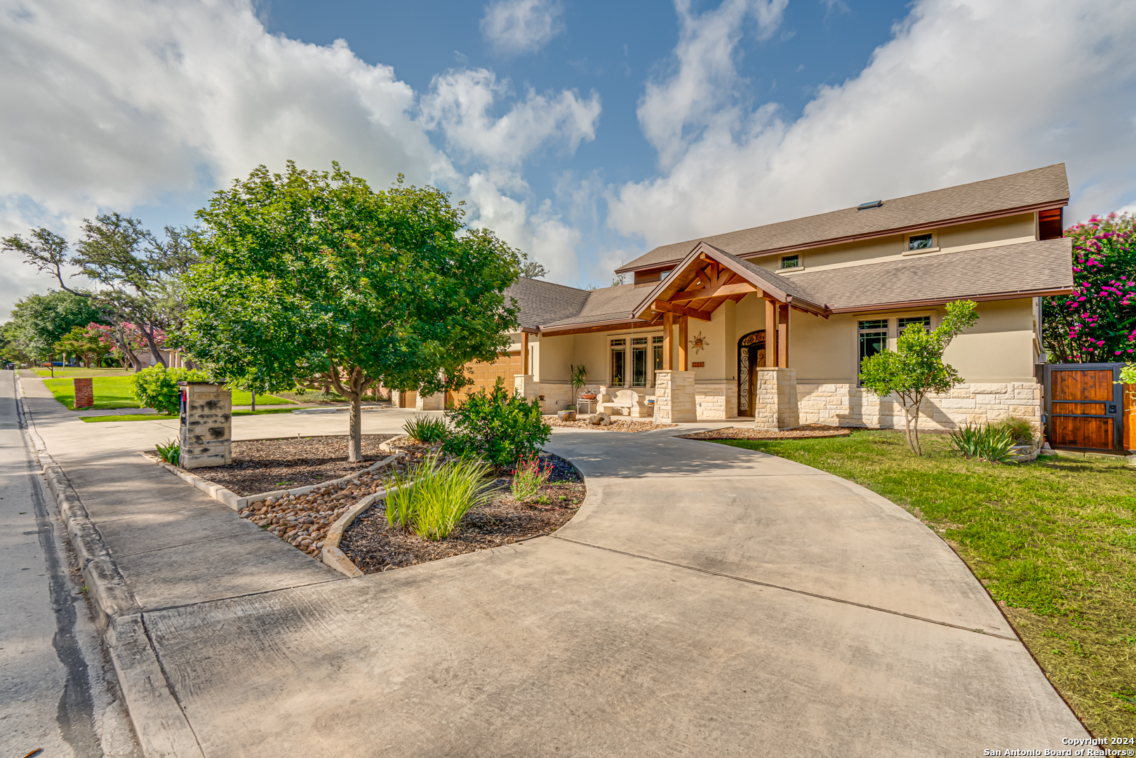 4118 GREENSBORO DR