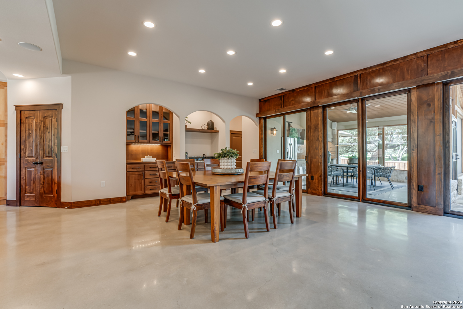 4118 GREENSBORO DR