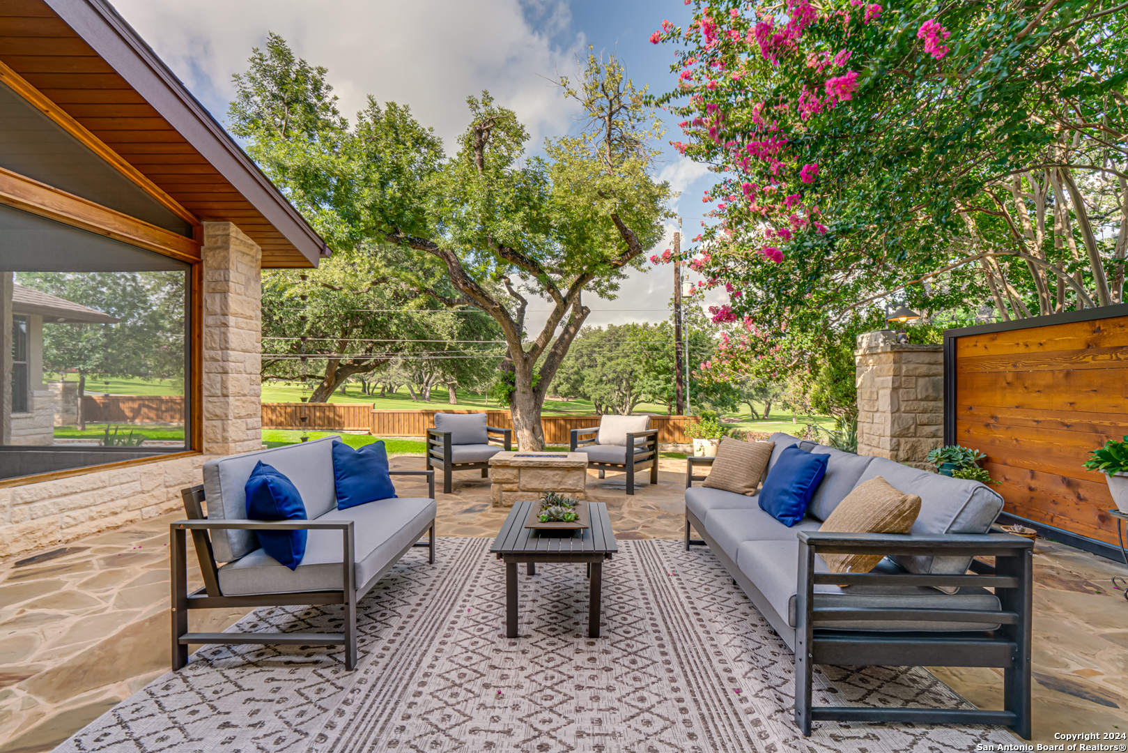 4118 GREENSBORO DR