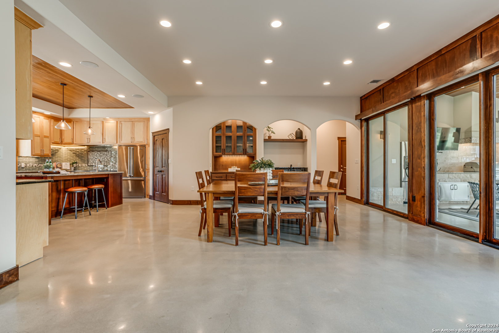 4118 GREENSBORO DR
