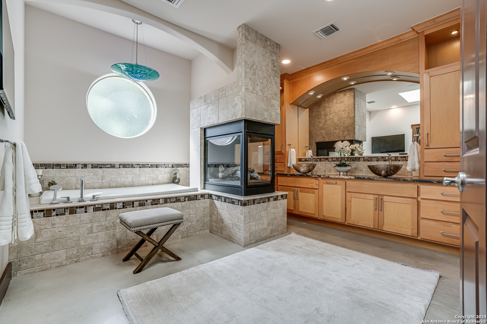 4118 GREENSBORO DR