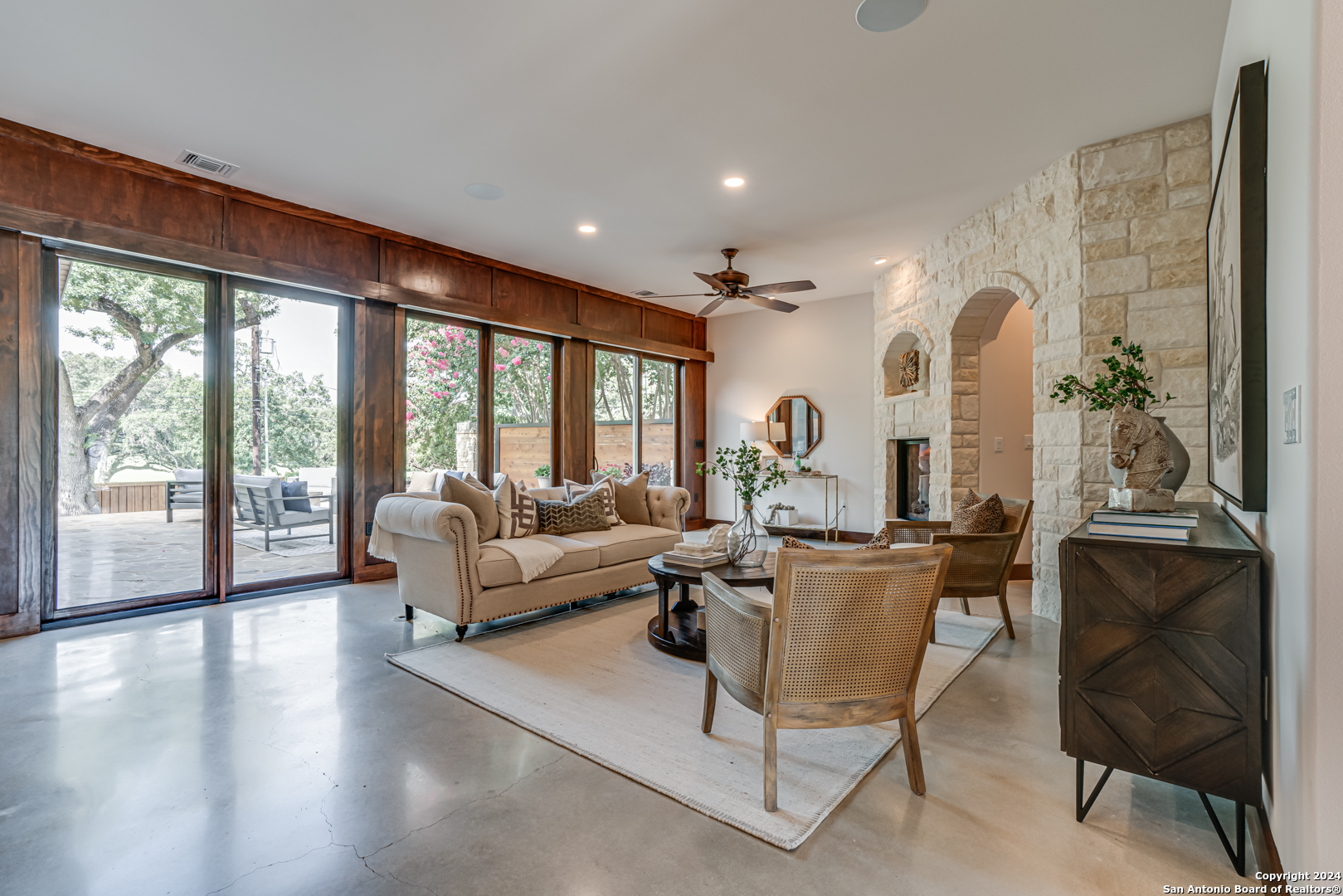 4118 GREENSBORO DR