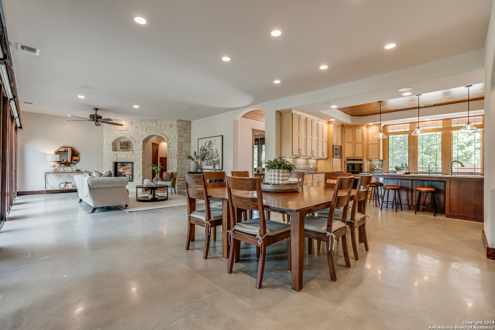 4118 GREENSBORO DR