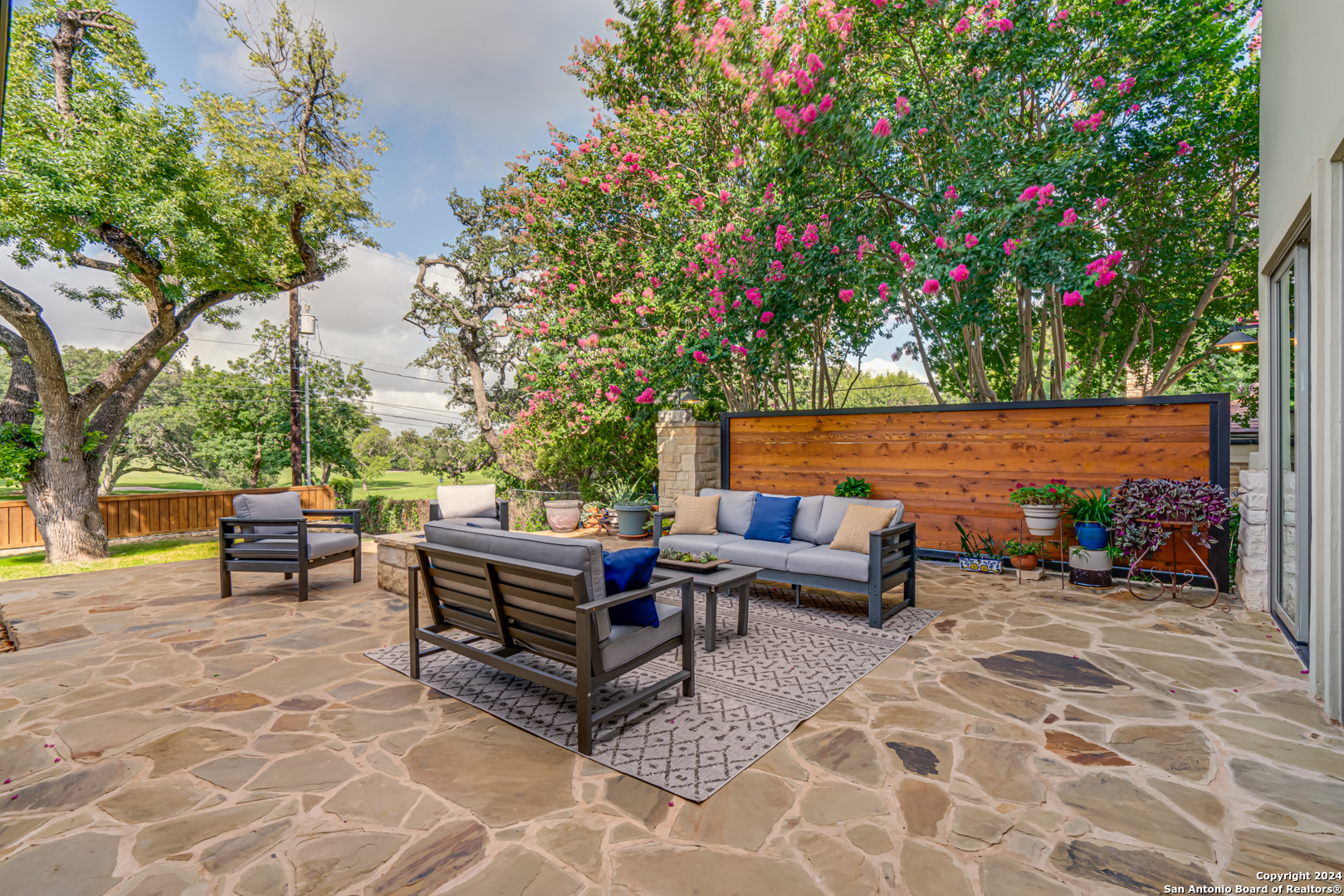 4118 GREENSBORO DR
