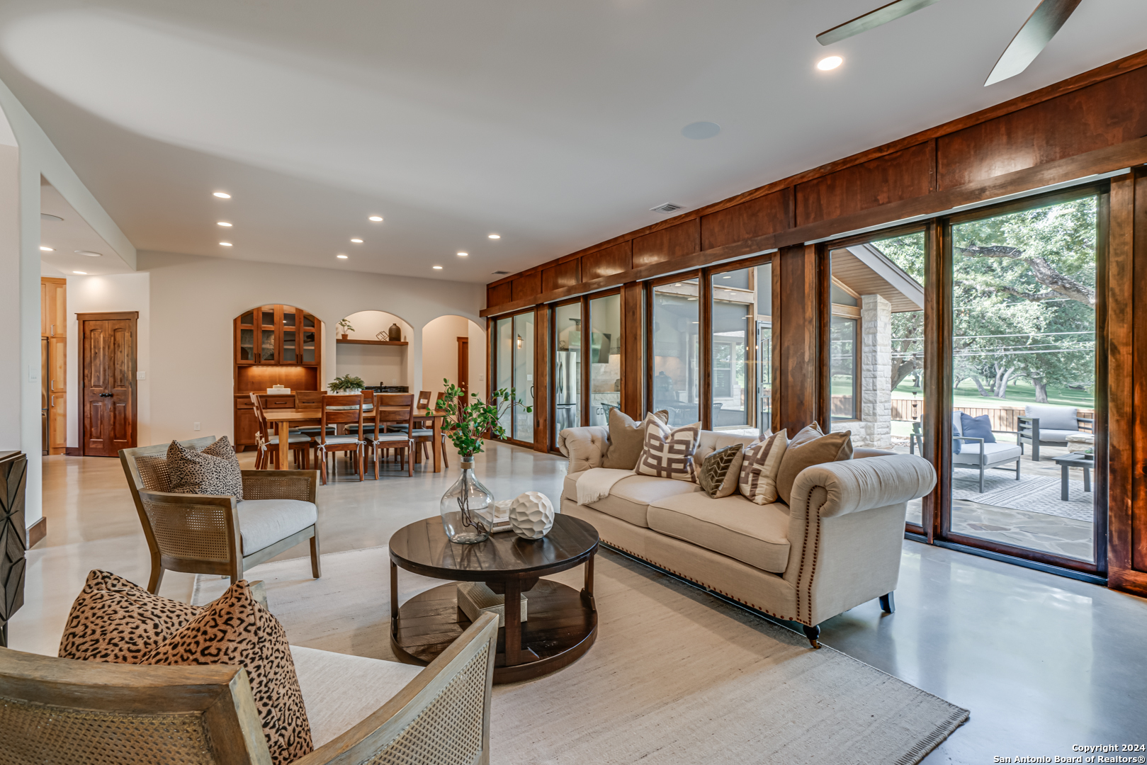 4118 GREENSBORO DR