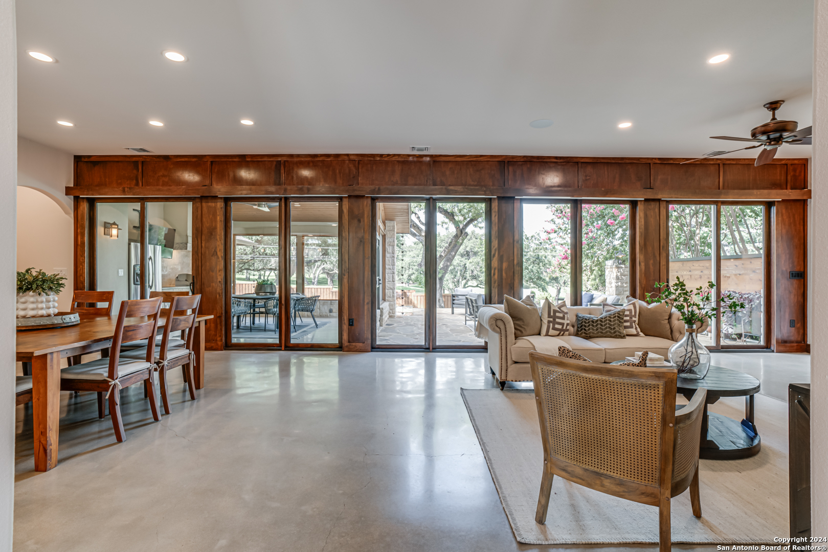 4118 GREENSBORO DR