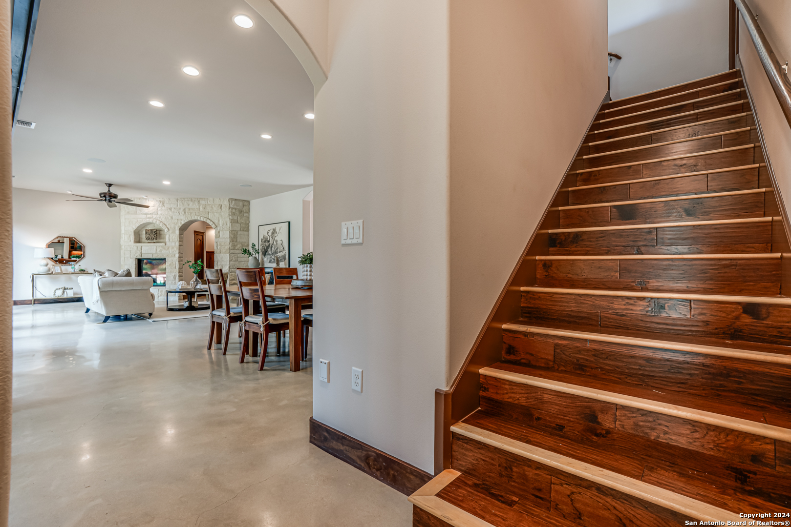 4118 GREENSBORO DR