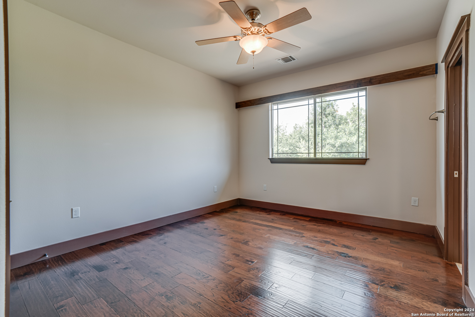 4118 GREENSBORO DR