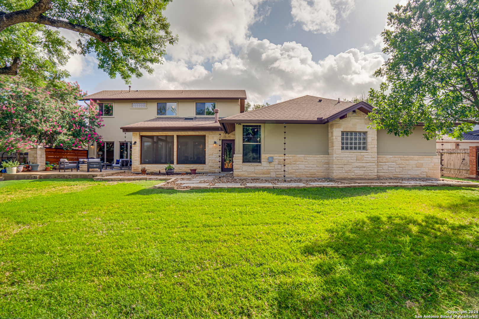 4118 GREENSBORO DR