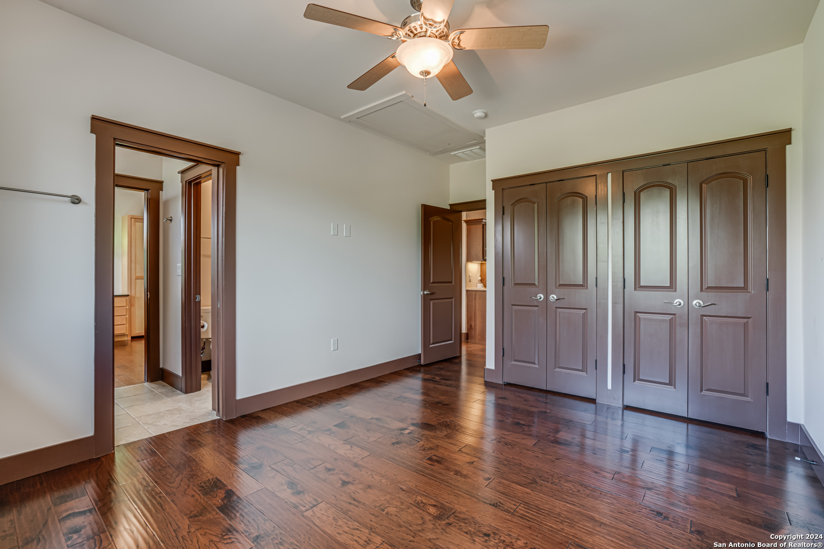 4118 GREENSBORO DR