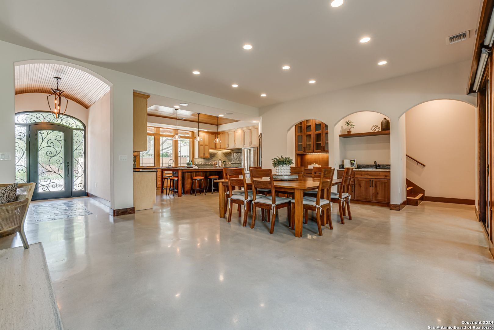 4118 GREENSBORO DR