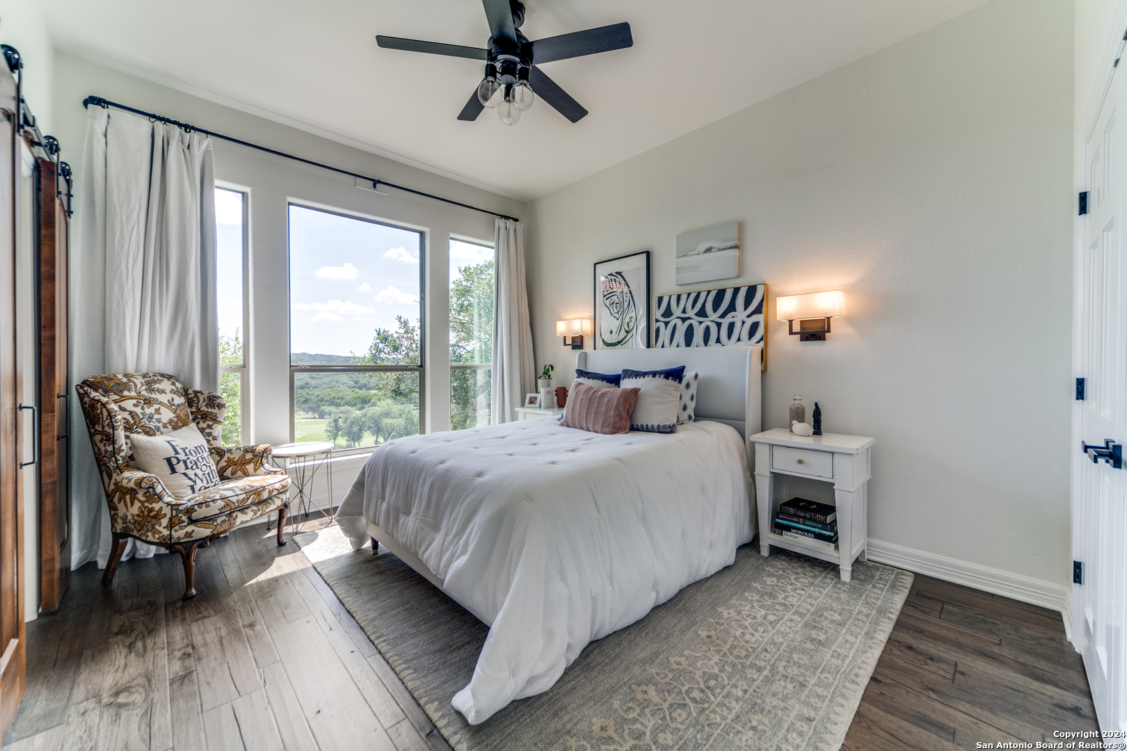 363 Grayhawk