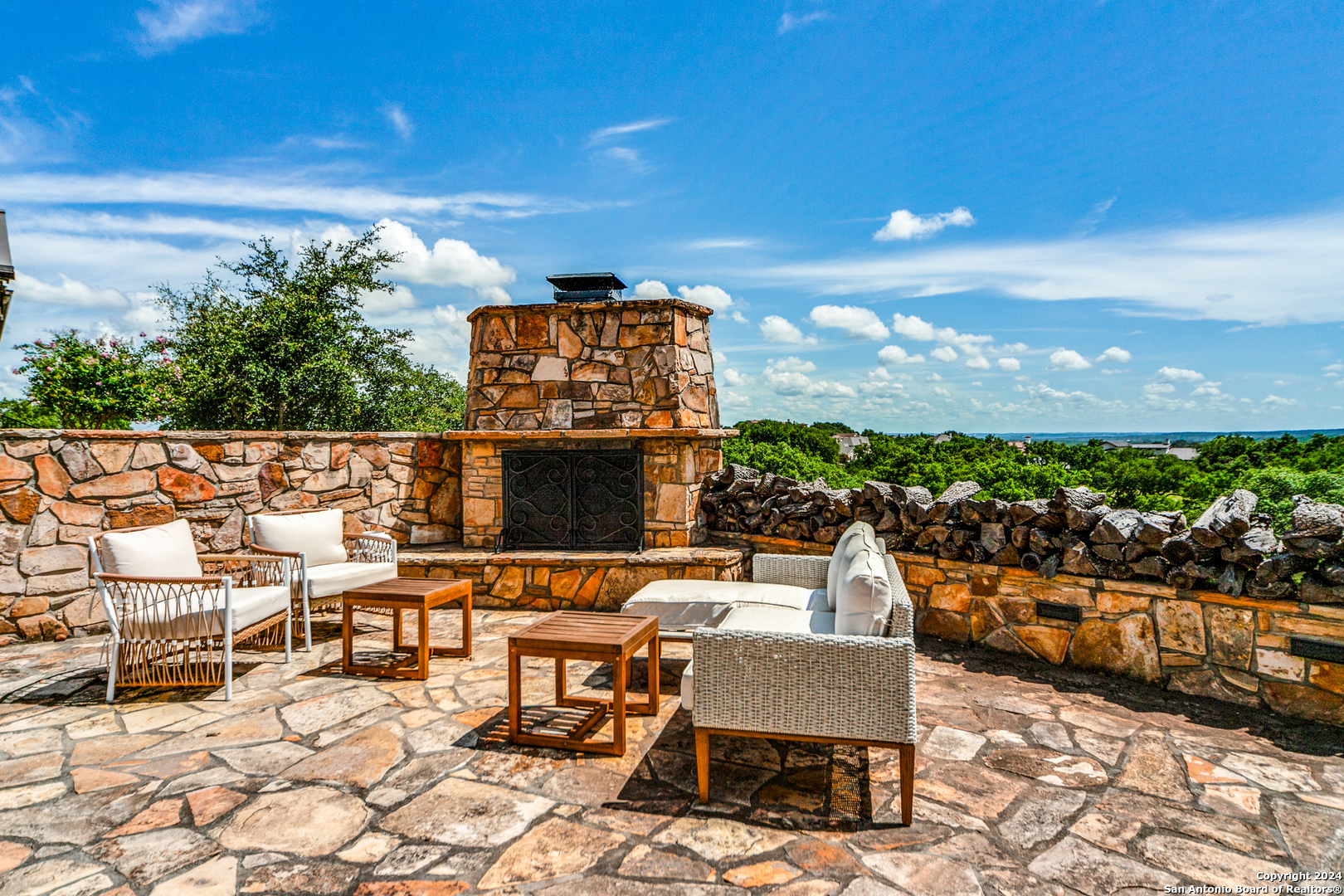 363 Grayhawk