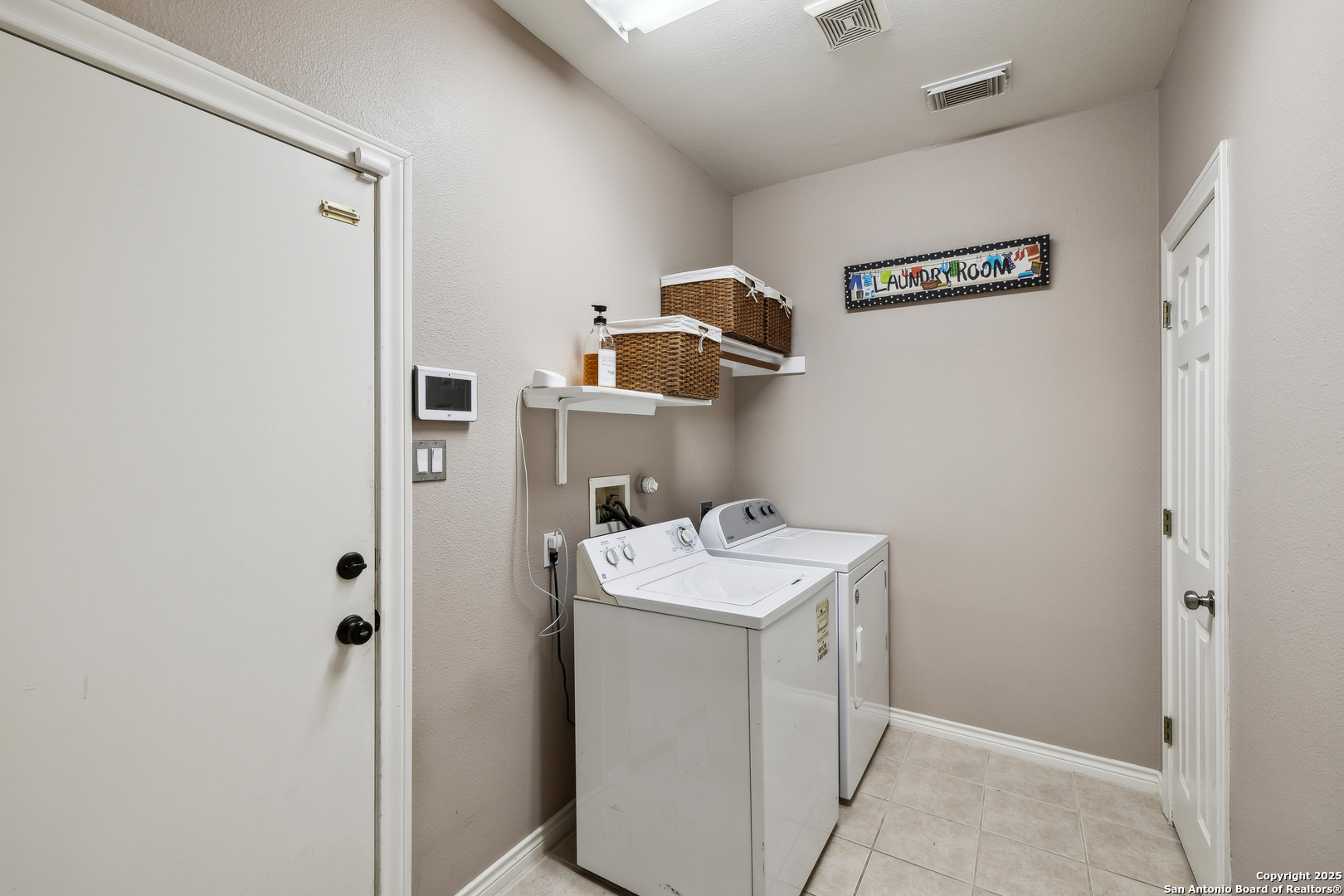 17119 Blanco Park Cove