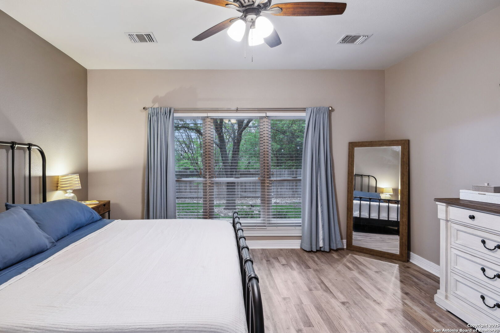 17119 Blanco Park Cove