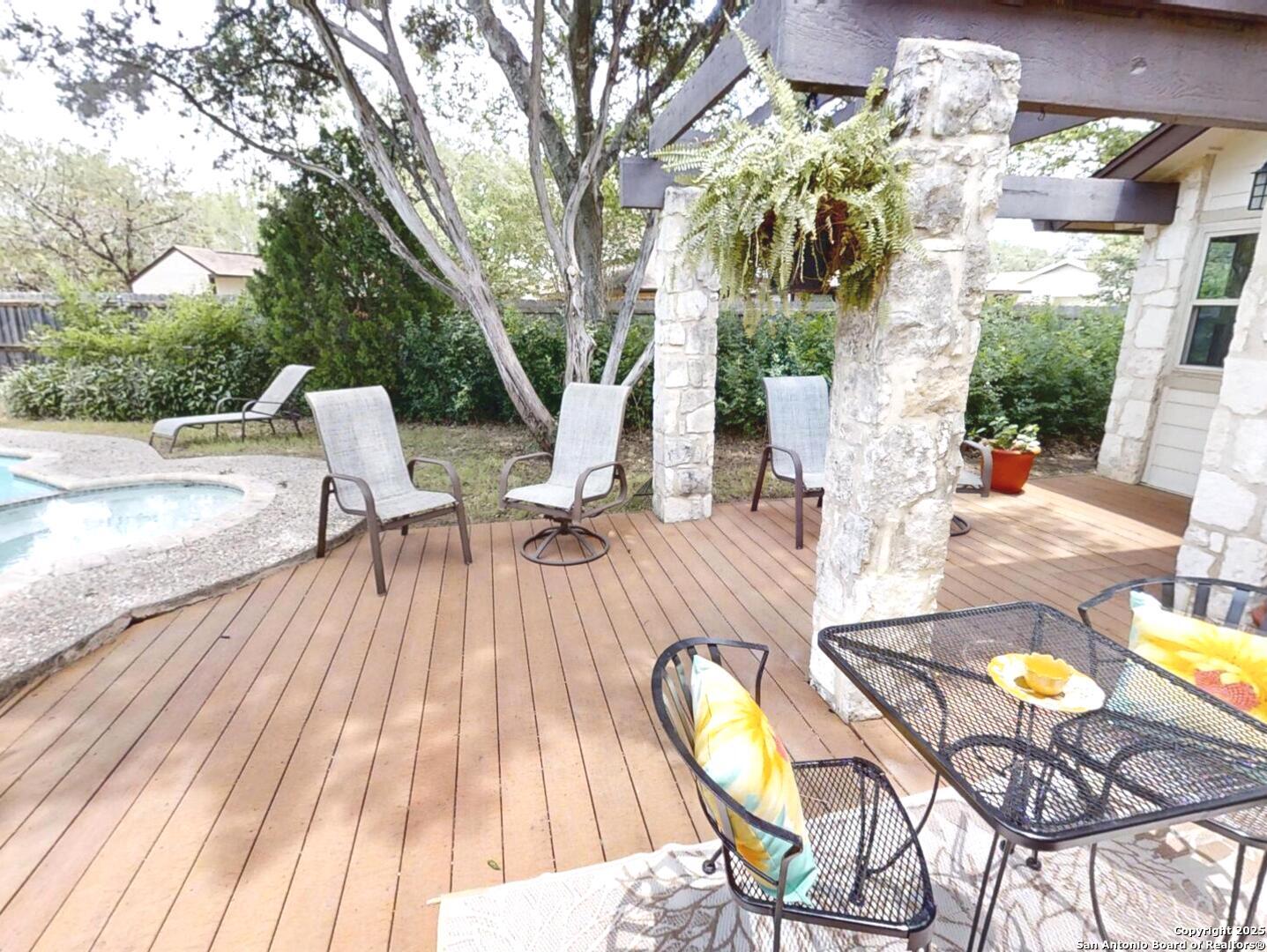 16930 HIDDEN TIMBER WOOD