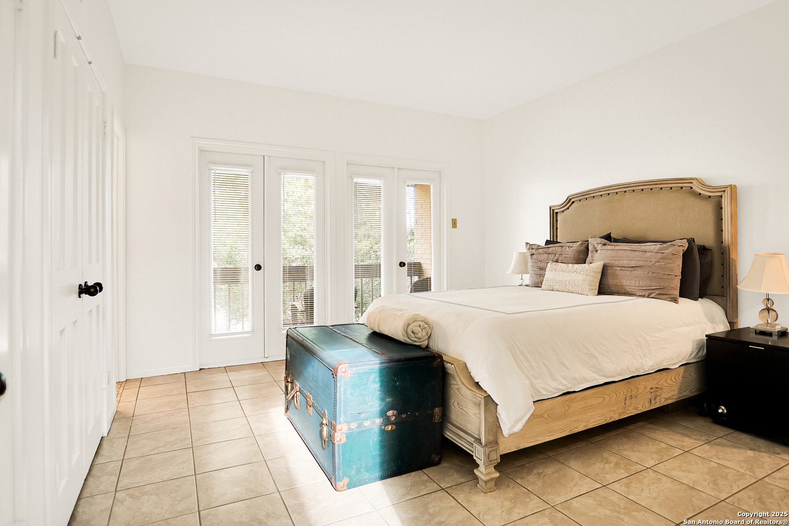 4001 N New Braunfels 1624