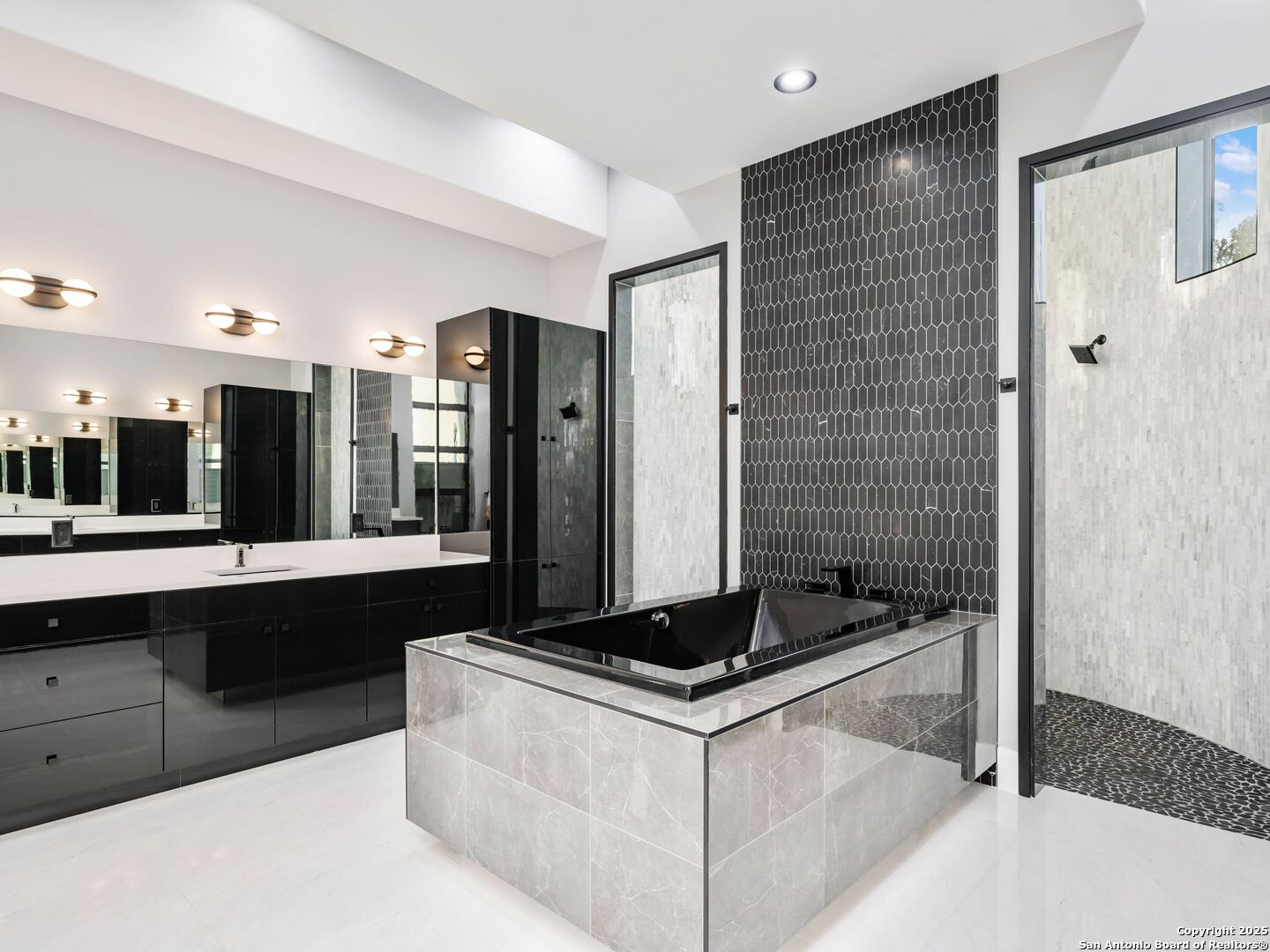 25003 Miranda Ridge