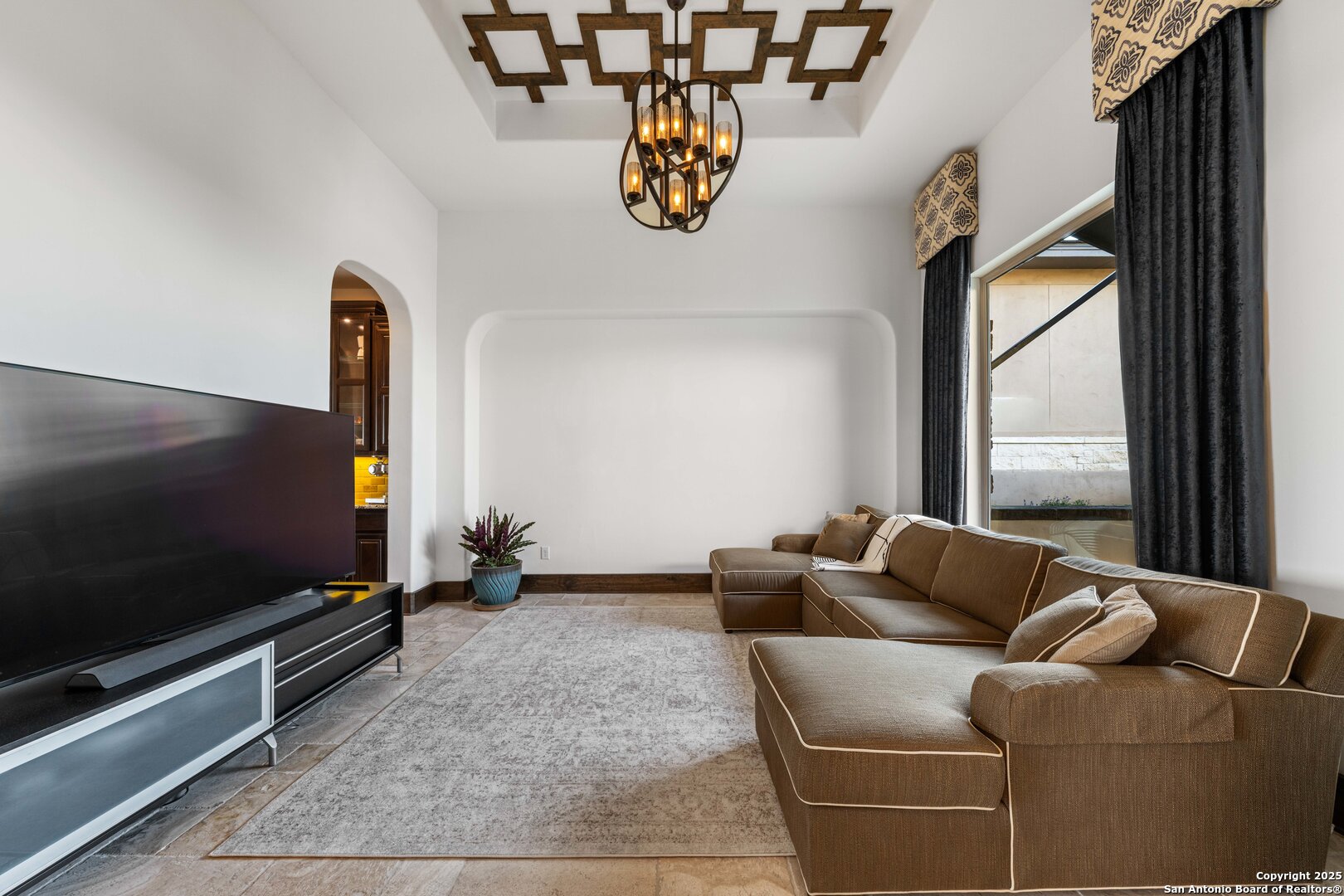 6802 Bella Colina