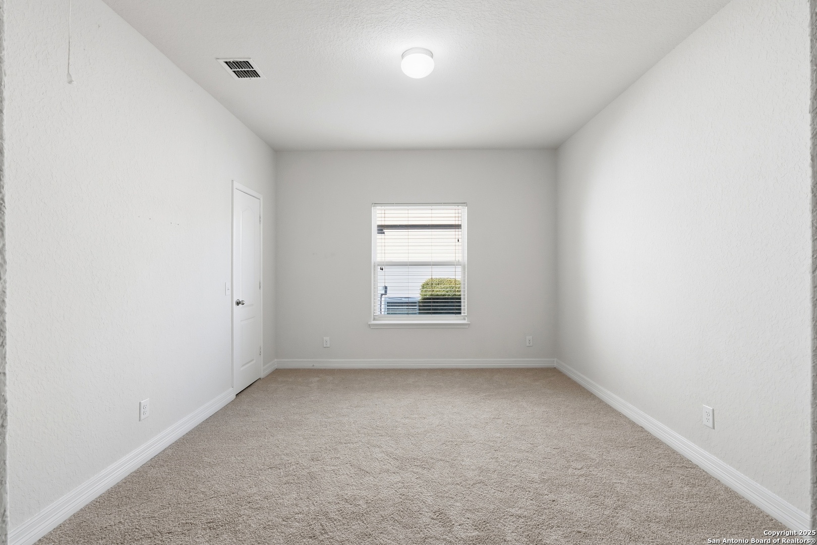 10422 Gazelle Cliff
