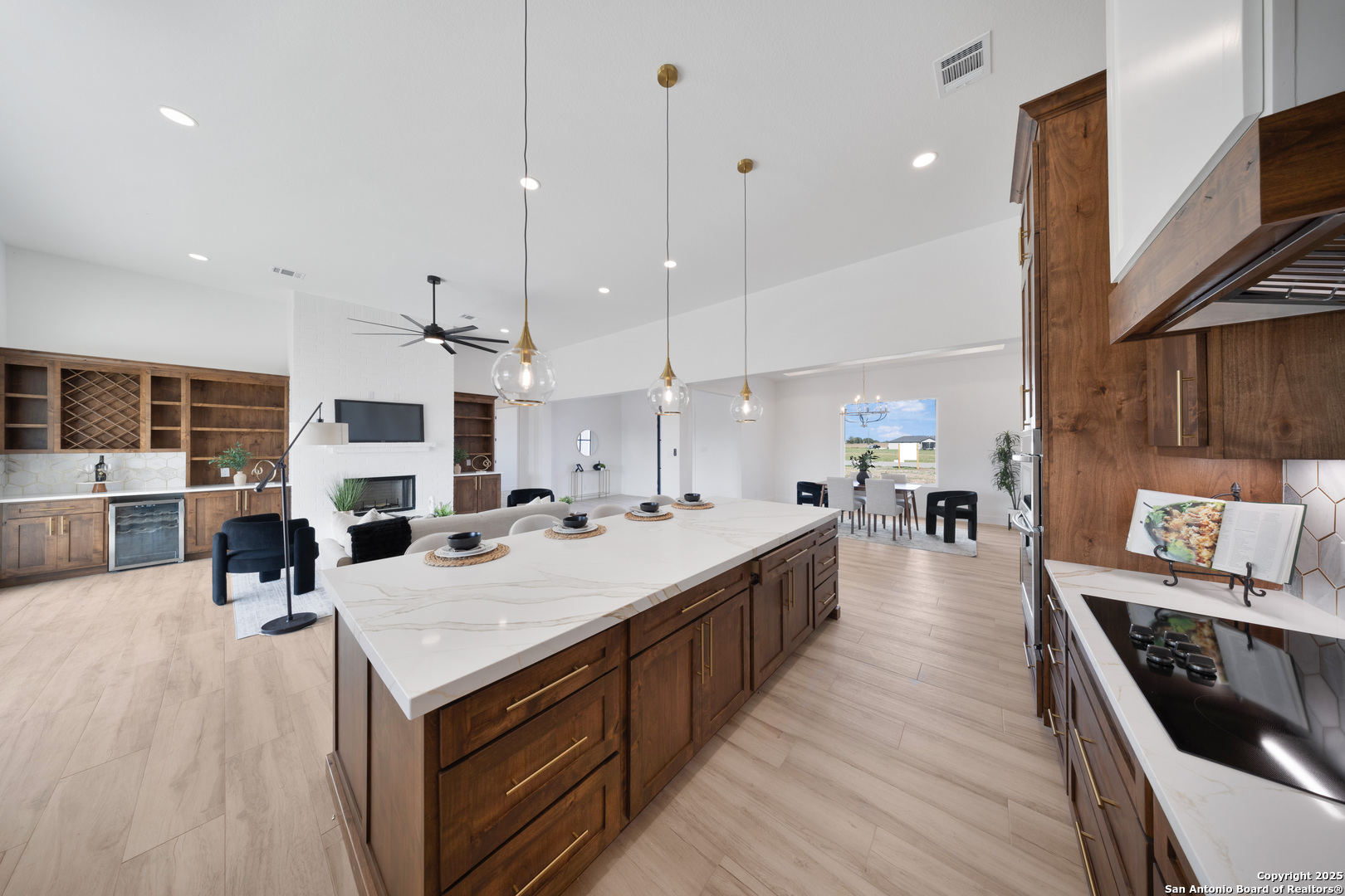 222 Double Creek Loop