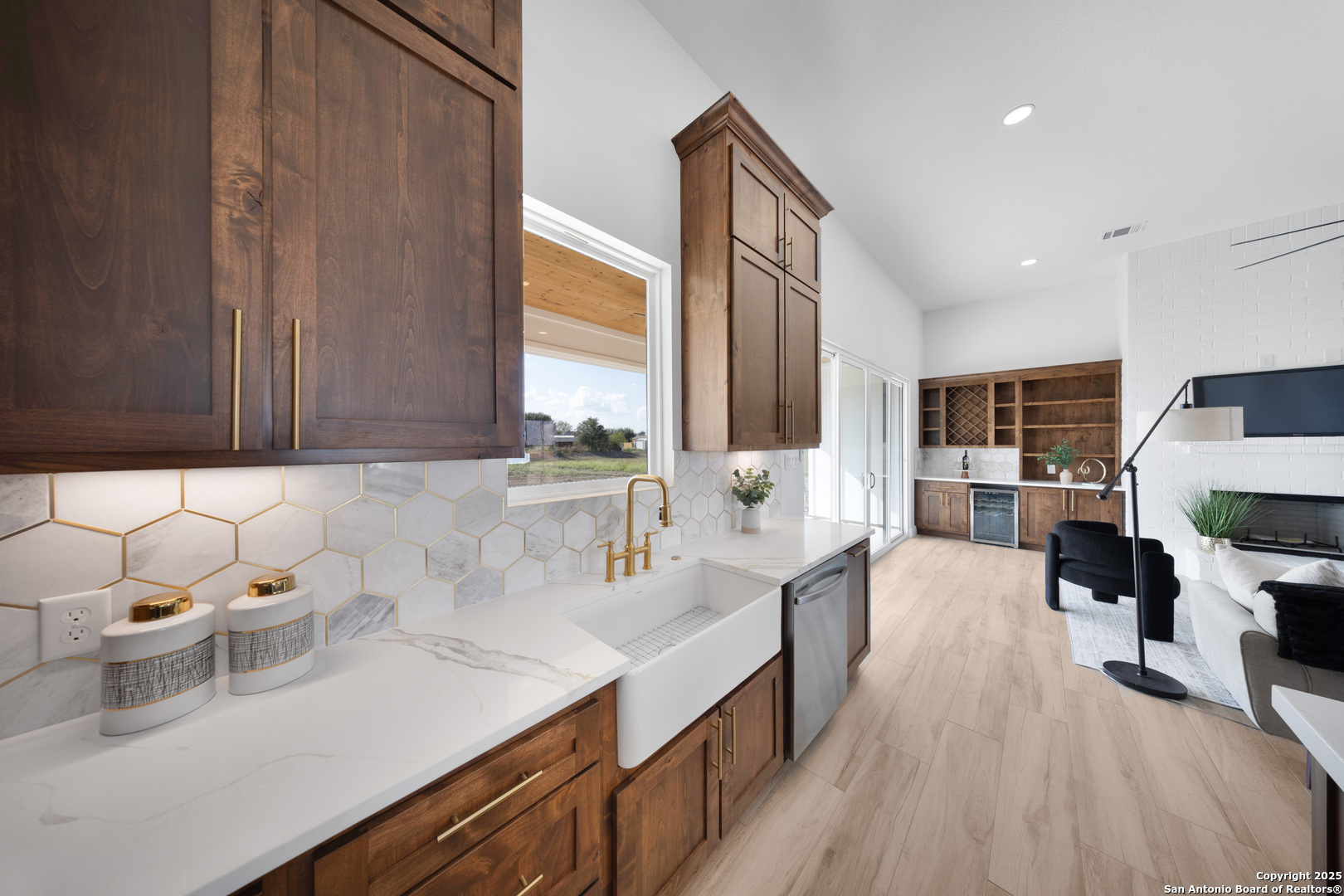 222 Double Creek Loop