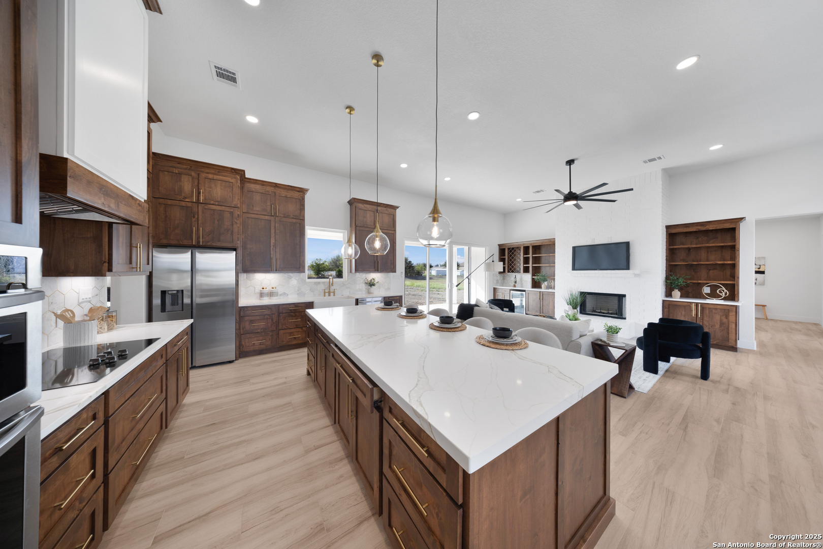 222 Double Creek Loop