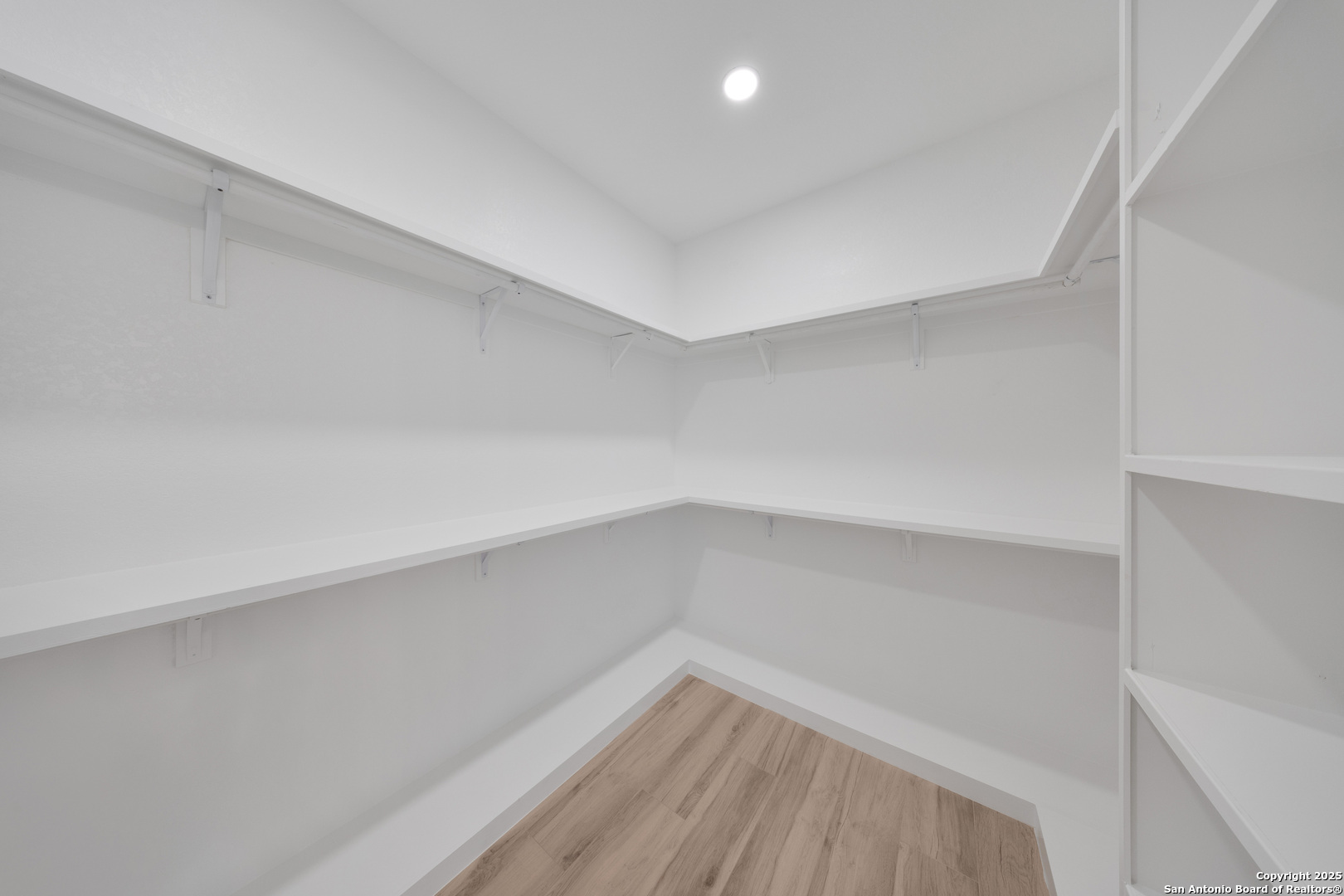 222 Double Creek Loop