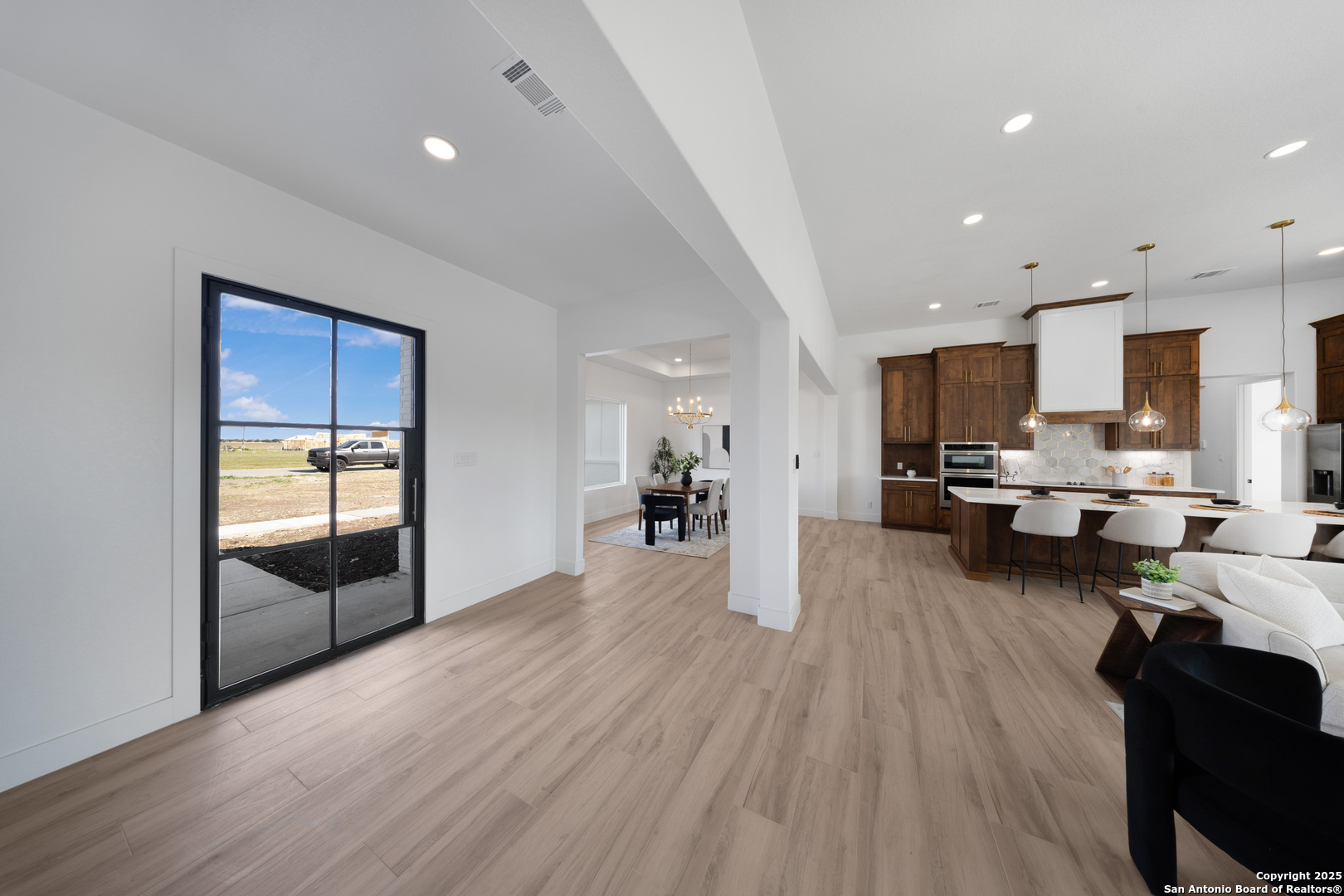 222 Double Creek Loop