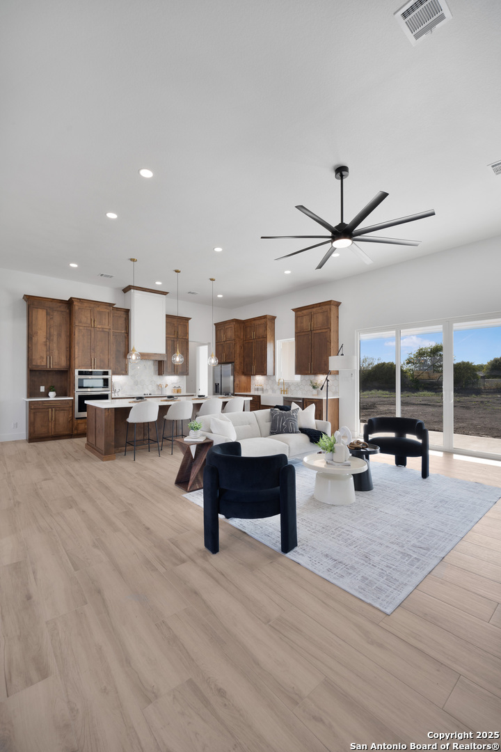 222 Double Creek Loop