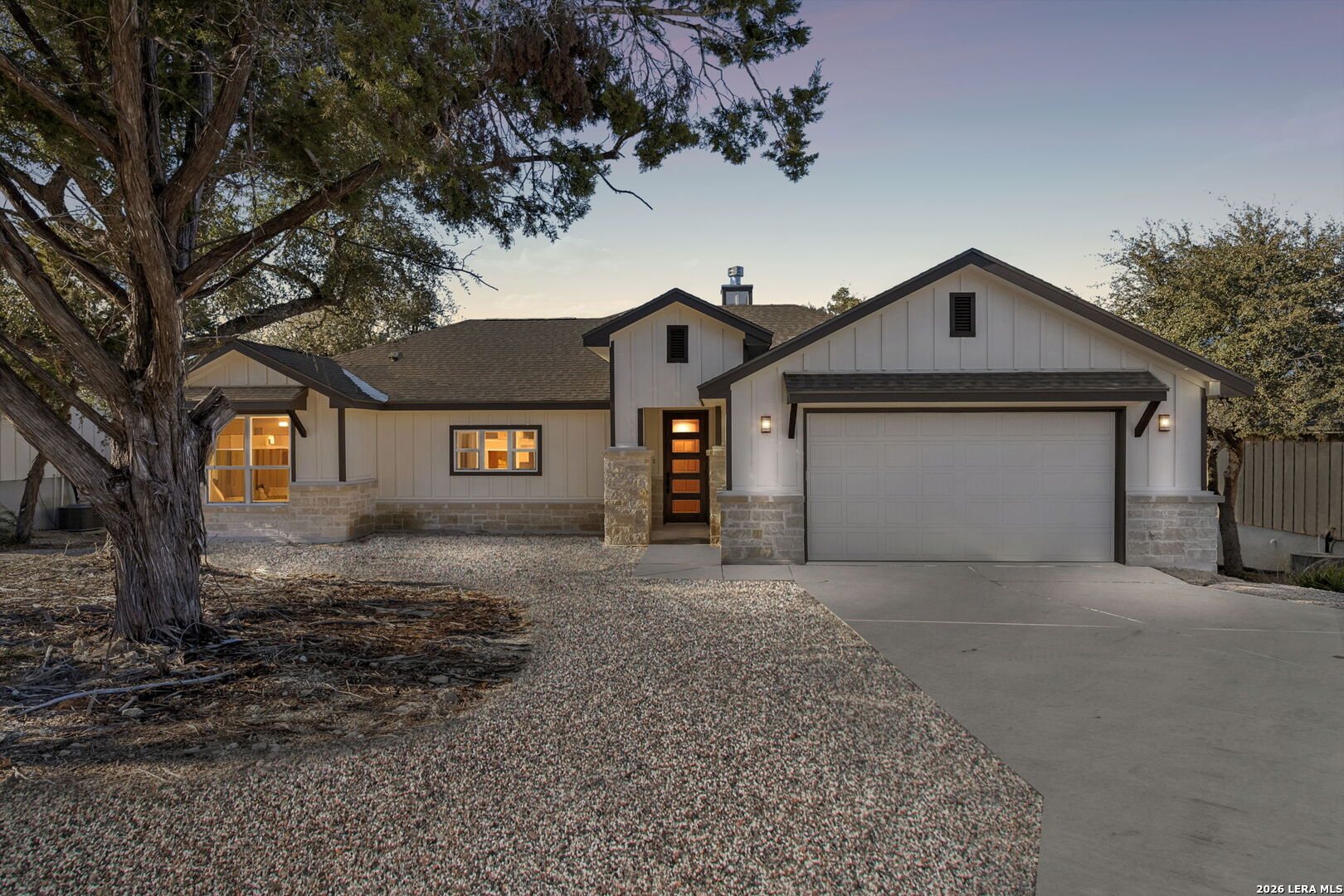 1513 Redwood