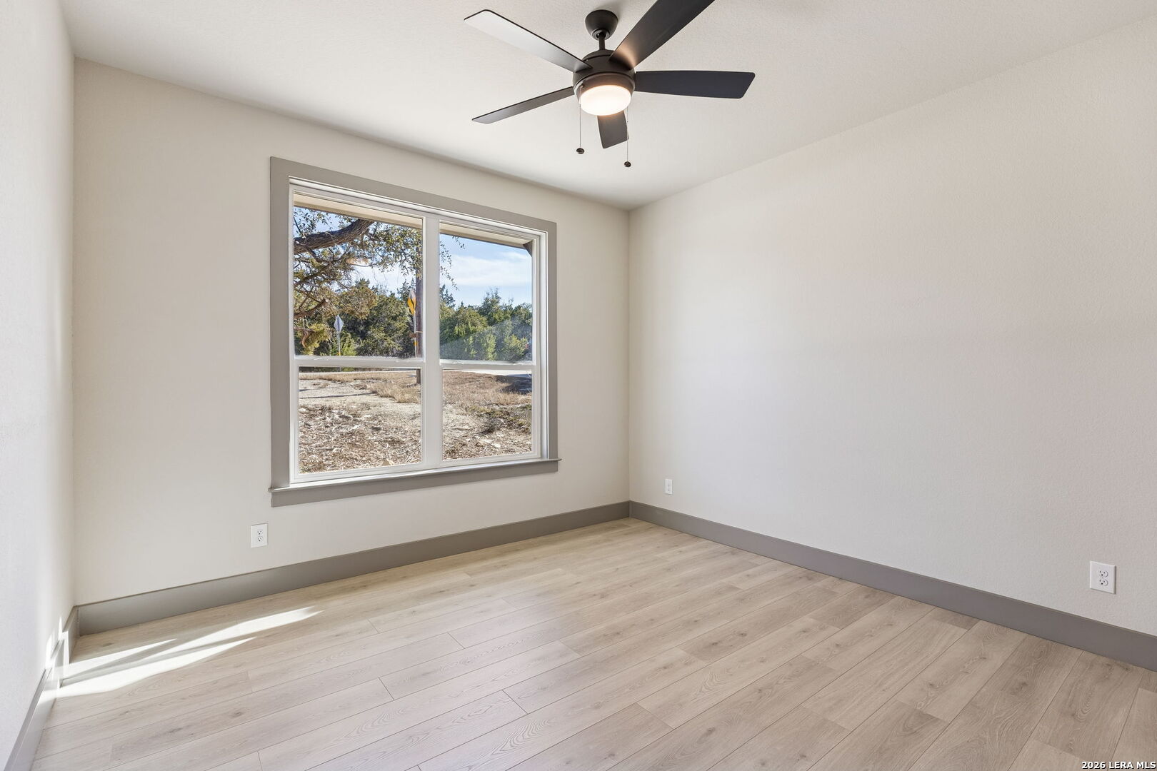 1513 Redwood