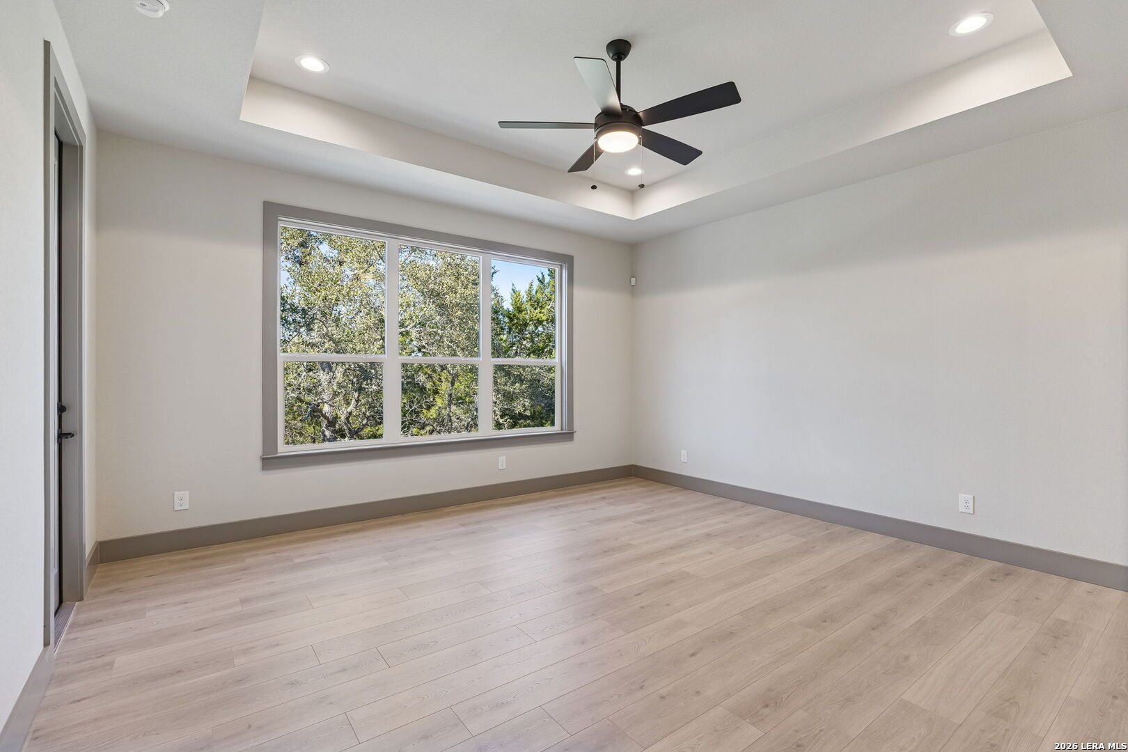 1513 Redwood